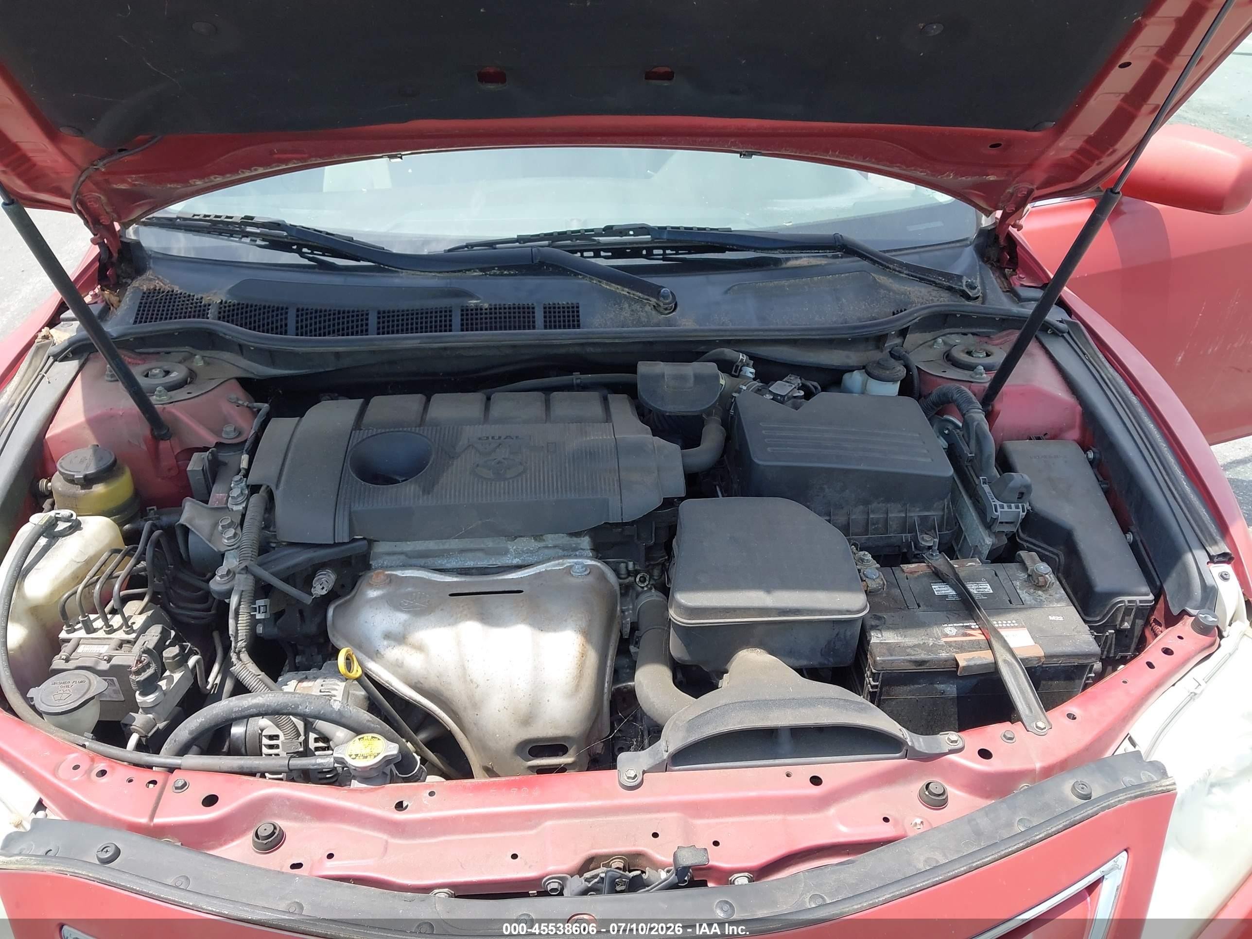 2011 Toyota Camry Le Red vin: 4T1BF3EK3BU149609