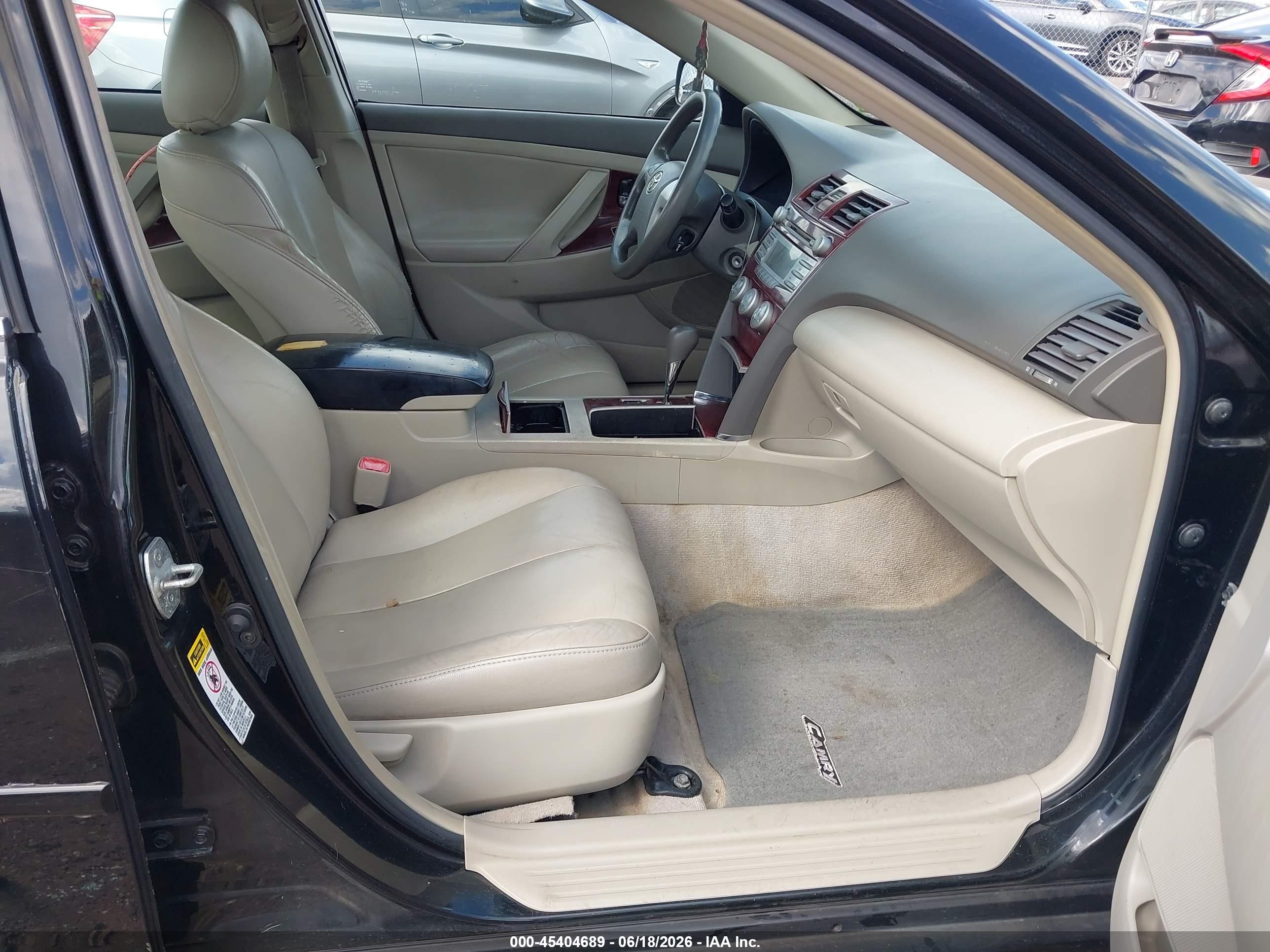 2011 Toyota Camry Le Black vin: 4T1BF3EK3BU150288