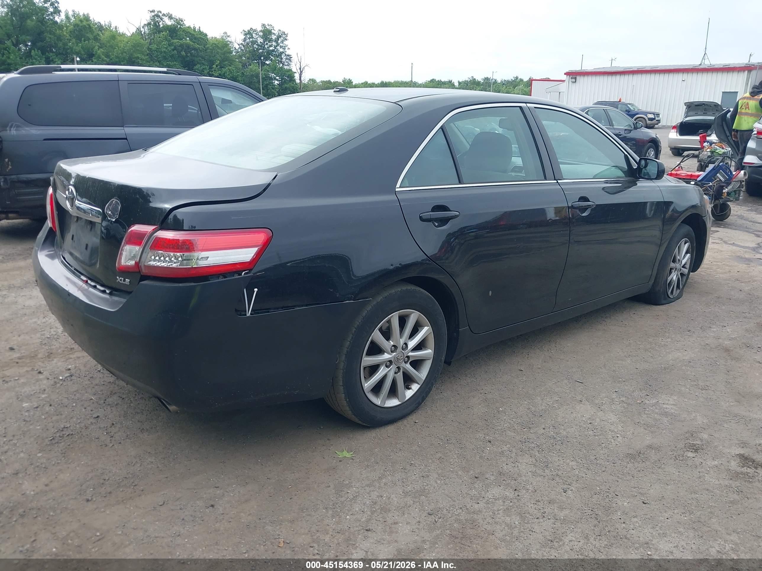 2011 Toyota Camry Xle Черный vin: 4T1BF3EK3BU150744