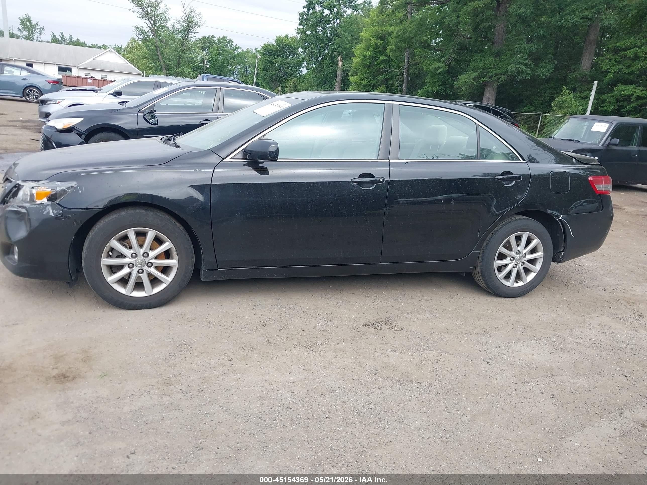 2011 Toyota Camry Xle Черный vin: 4T1BF3EK3BU150744