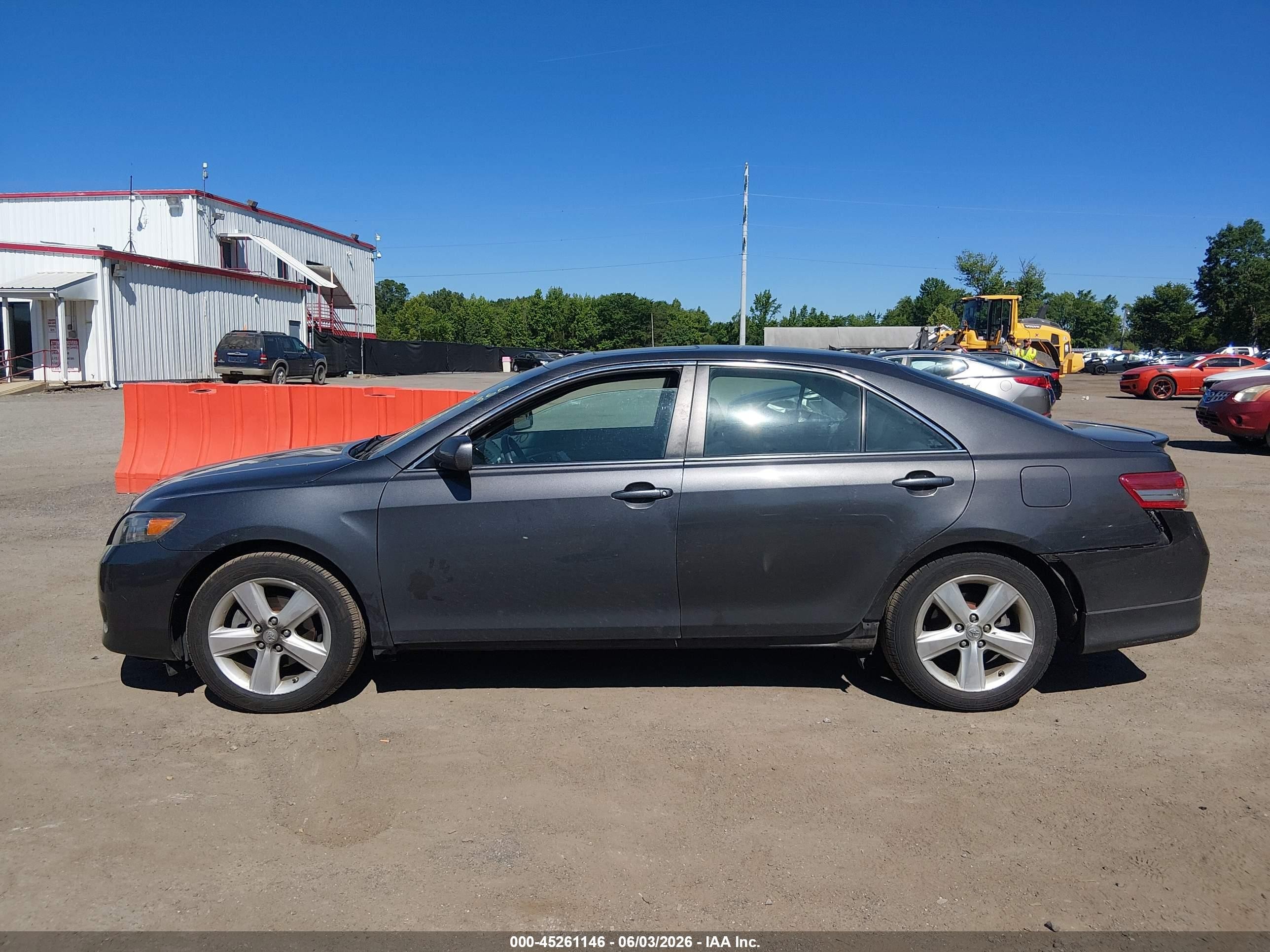 2011 Toyota Camry Se Gray vin: 4T1BF3EK3BU170976