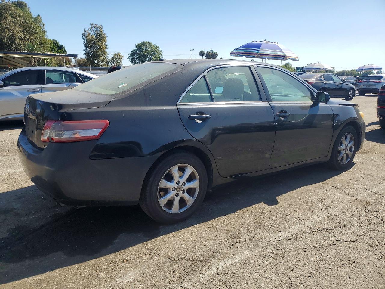 2011 Toyota Camry Le Черный vin: 4T1BF3EK3BU190421