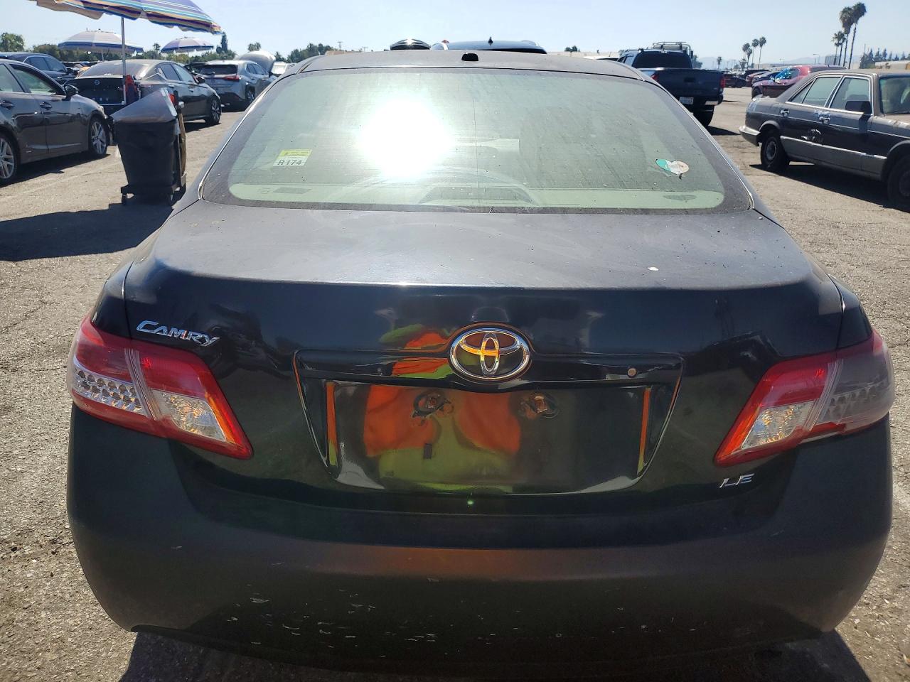 2011 Toyota Camry Le Черный vin: 4T1BF3EK3BU190421