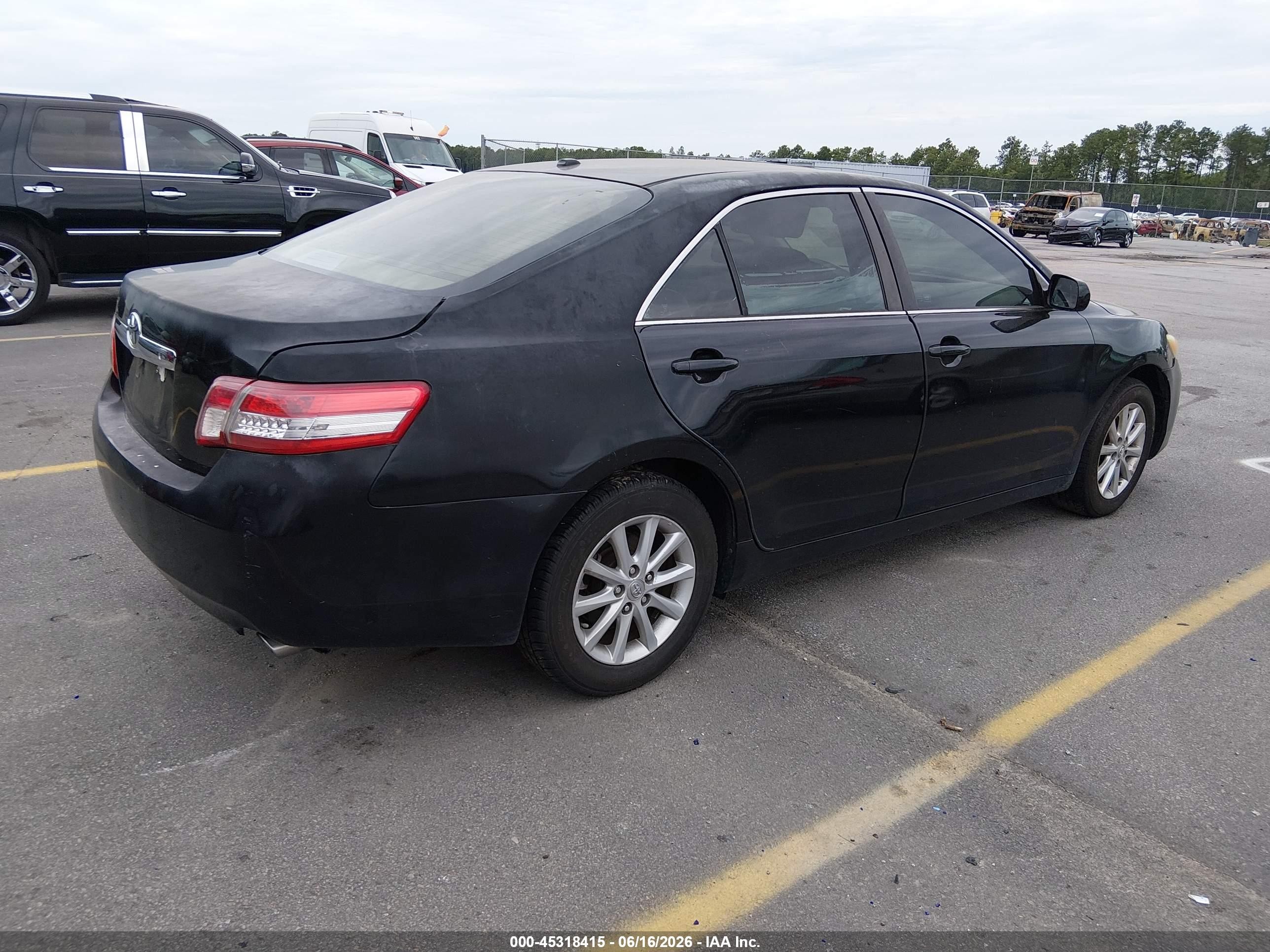 2011 Toyota Camry Xle Черный vin: 4T1BF3EK3BU222106