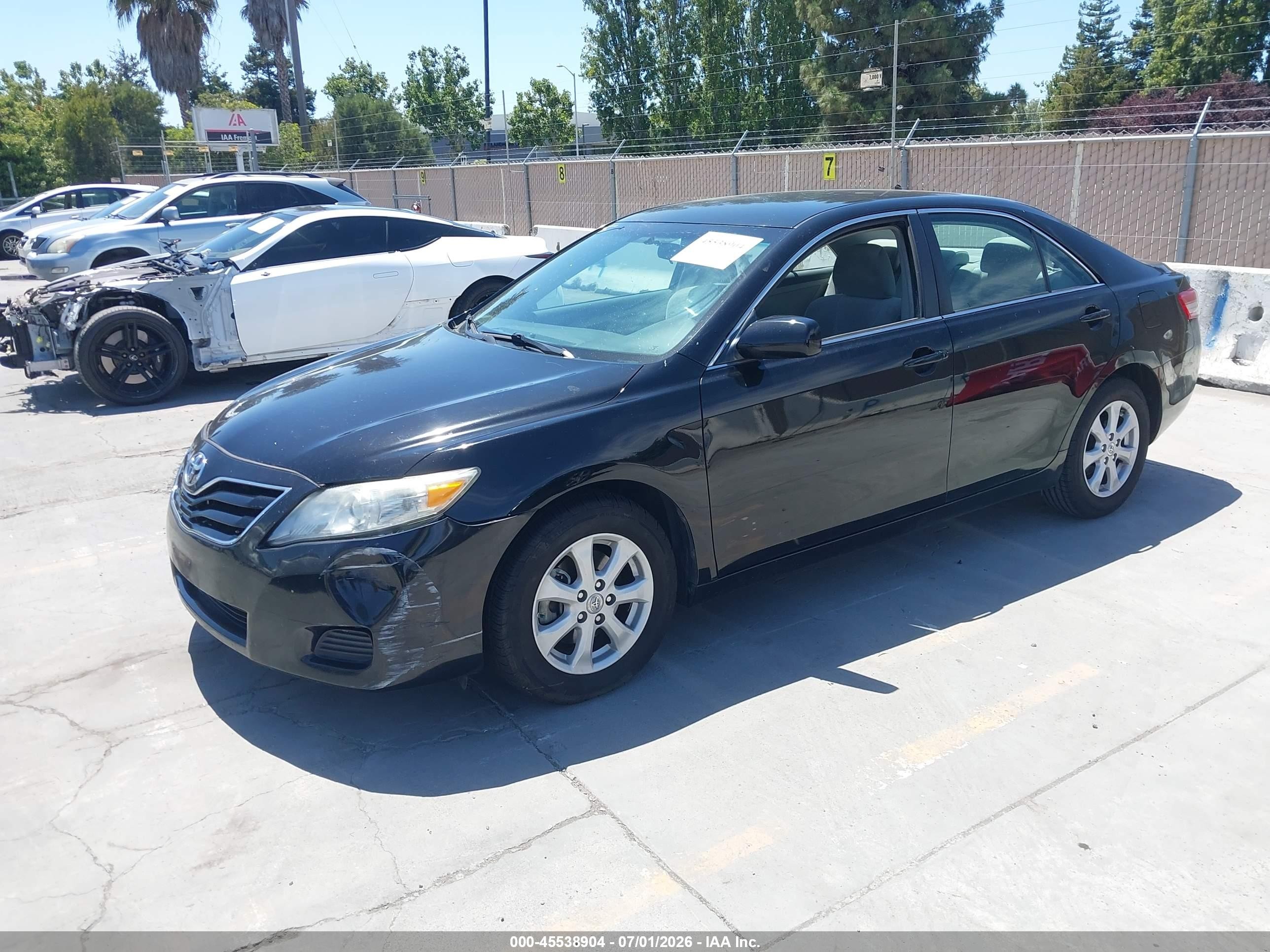 2011 Toyota Camry Le Black vin: 4T1BF3EK3BU228262