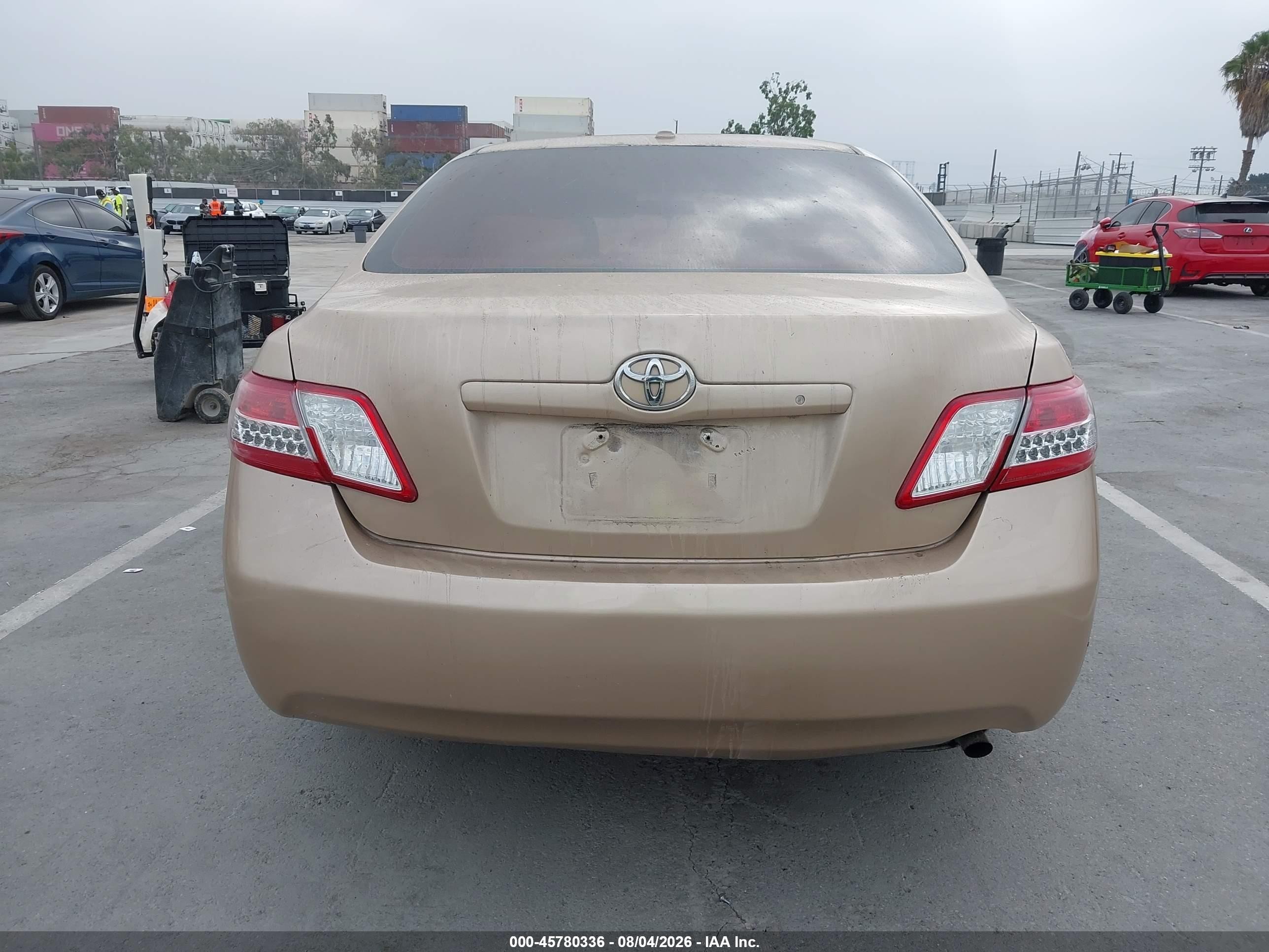 2011 Toyota Camry Le Champagne vin: 4T1BF3EK3BU229573