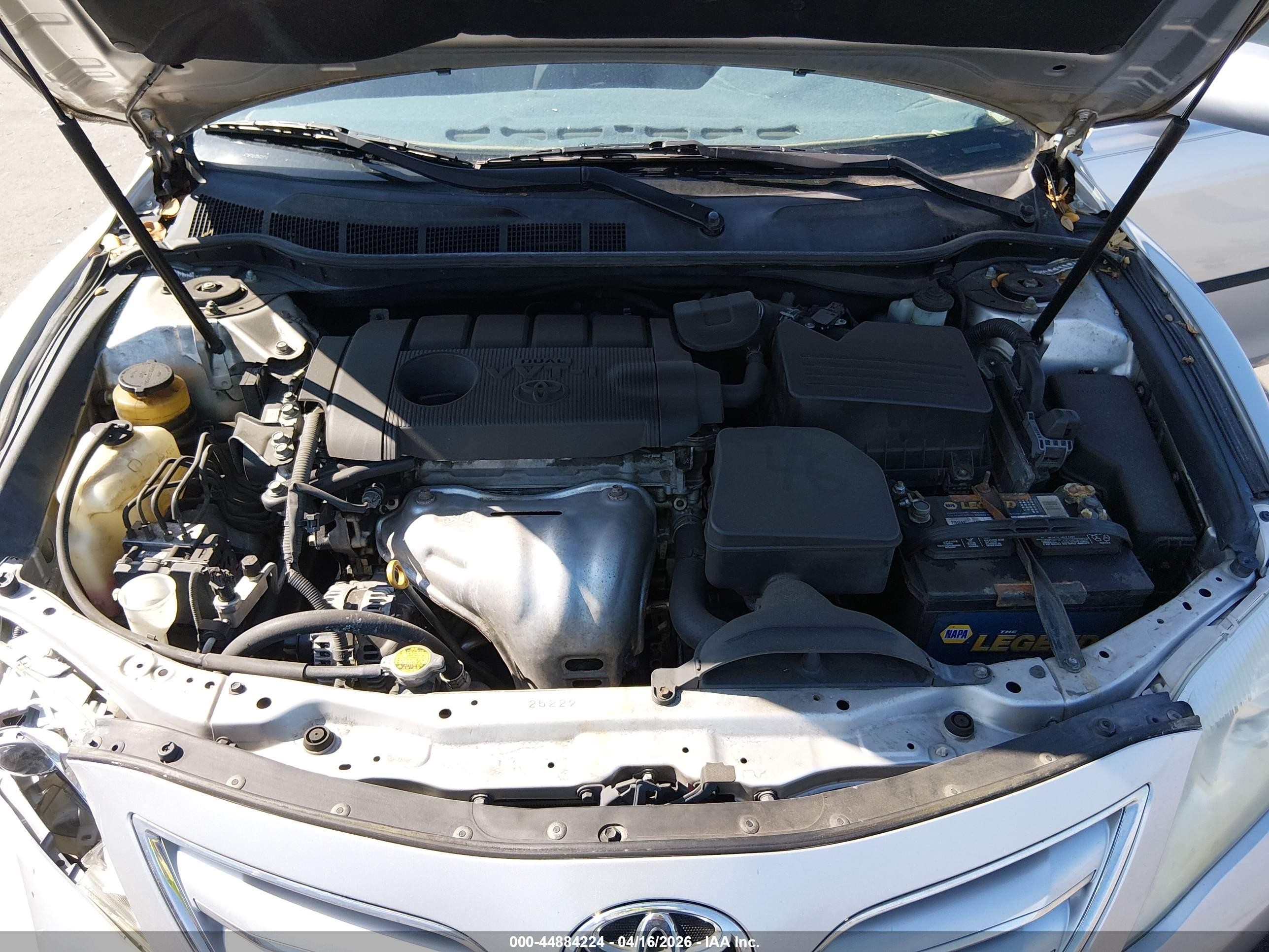 2011 Toyota Camry Xle Silver vin: 4T1BF3EK3BU229718