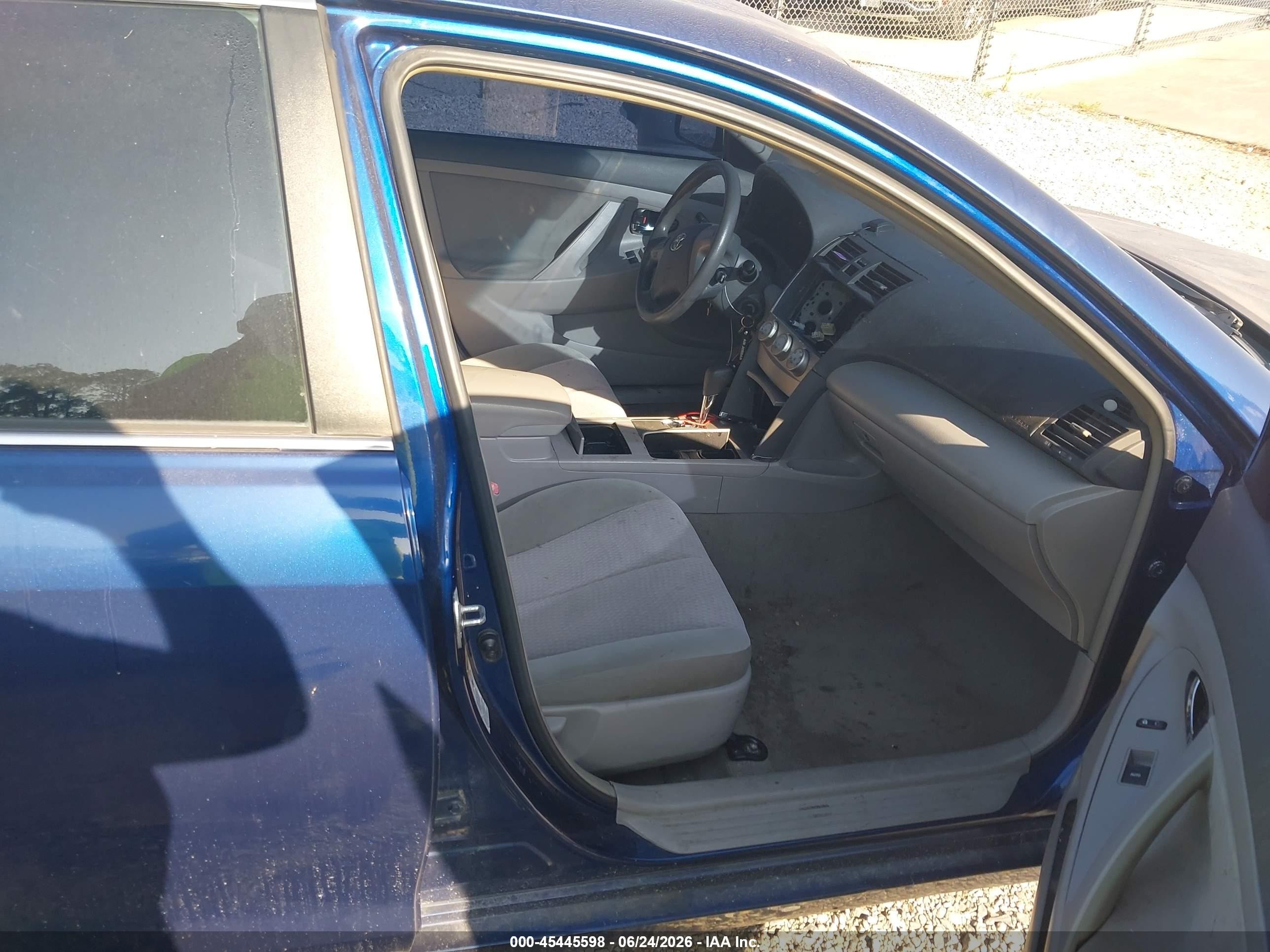 2011 Toyota Camry Le Синий vin: 4T1BF3EK3BU591435