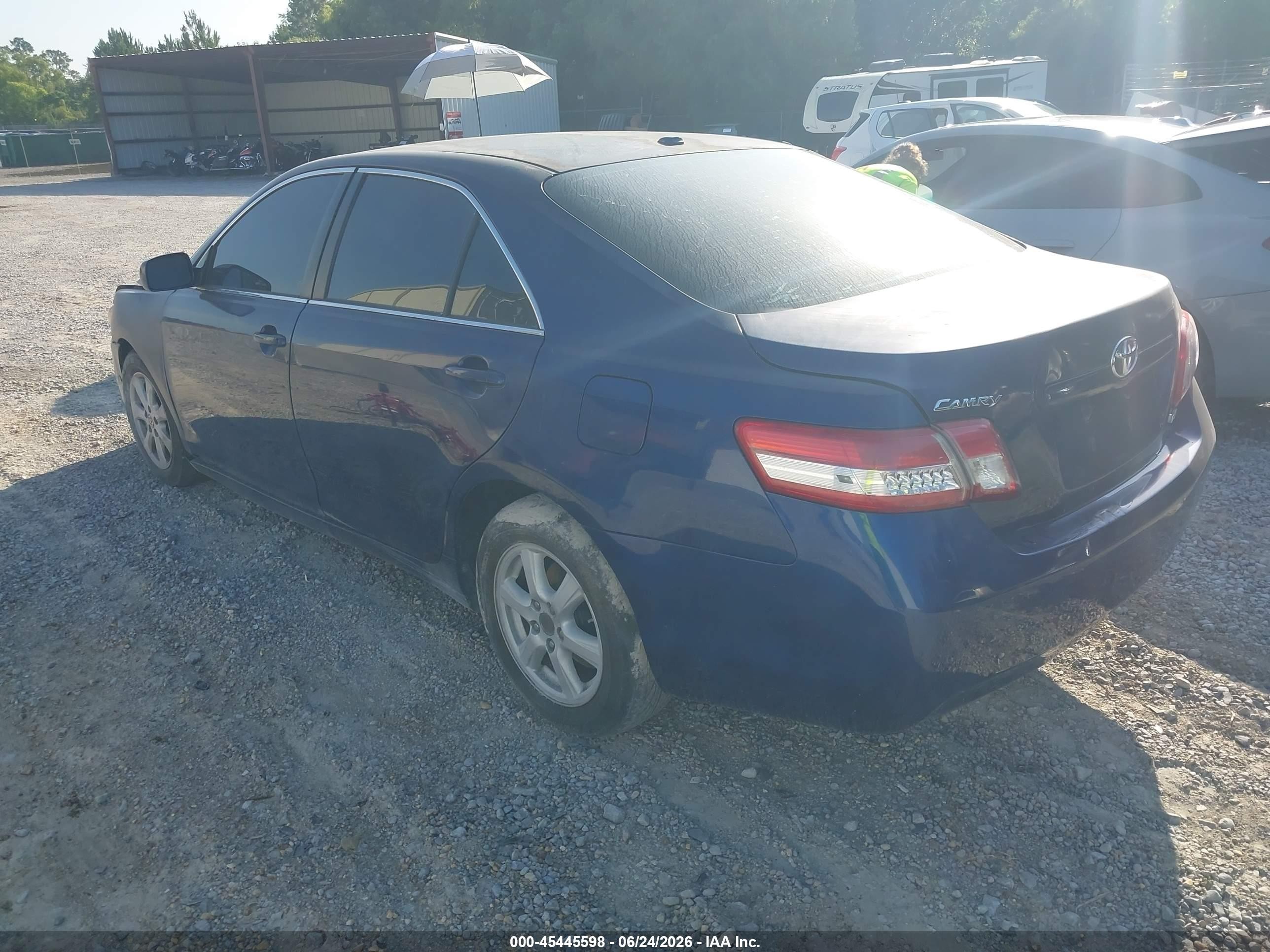 2011 Toyota Camry Le Синий vin: 4T1BF3EK3BU591435