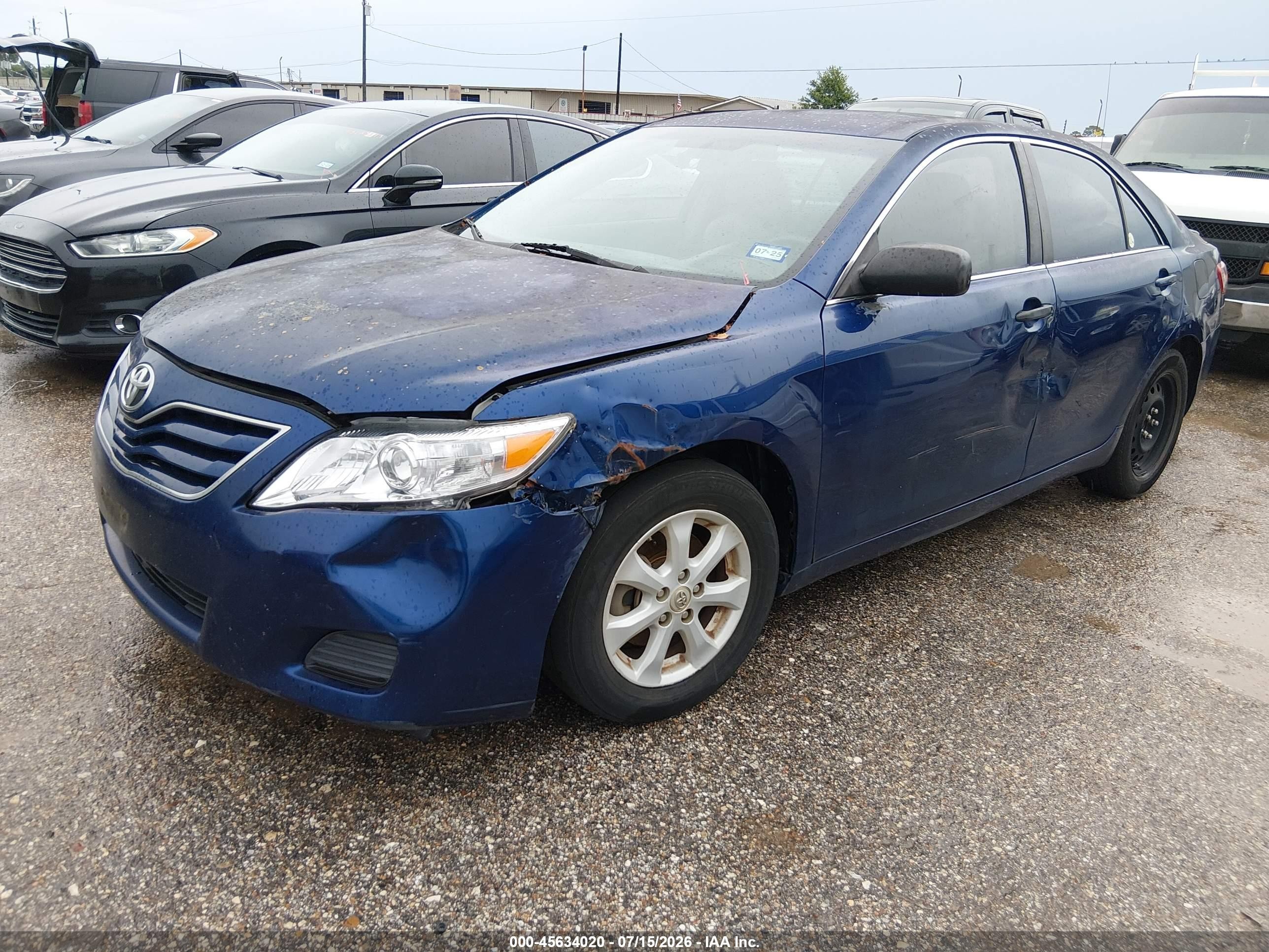 2011 Toyota Camry Le Blue vin: 4T1BF3EK3BU596182