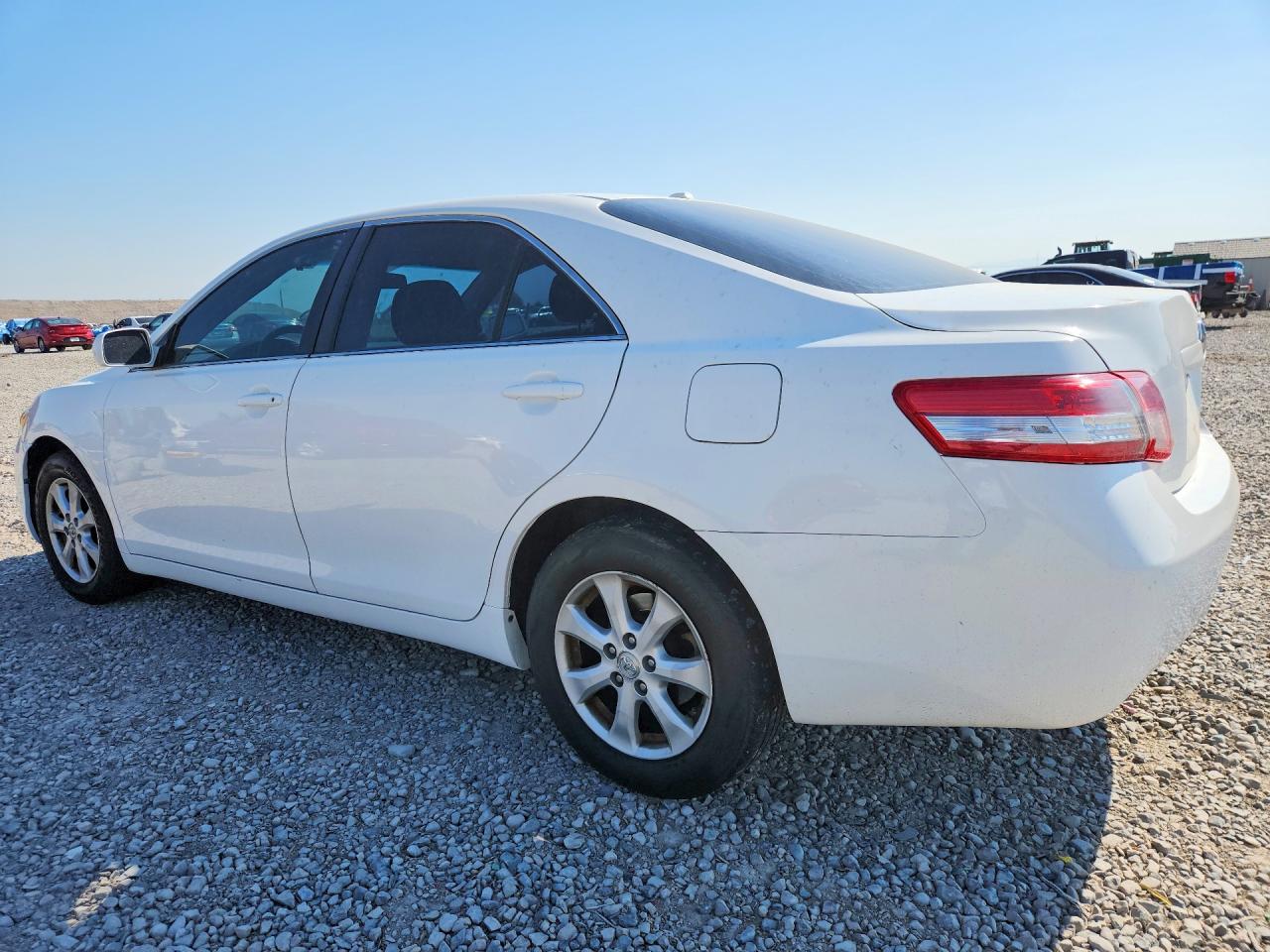 2011 Toyota Camry Le White vin: 4T1BF3EK3BU603356