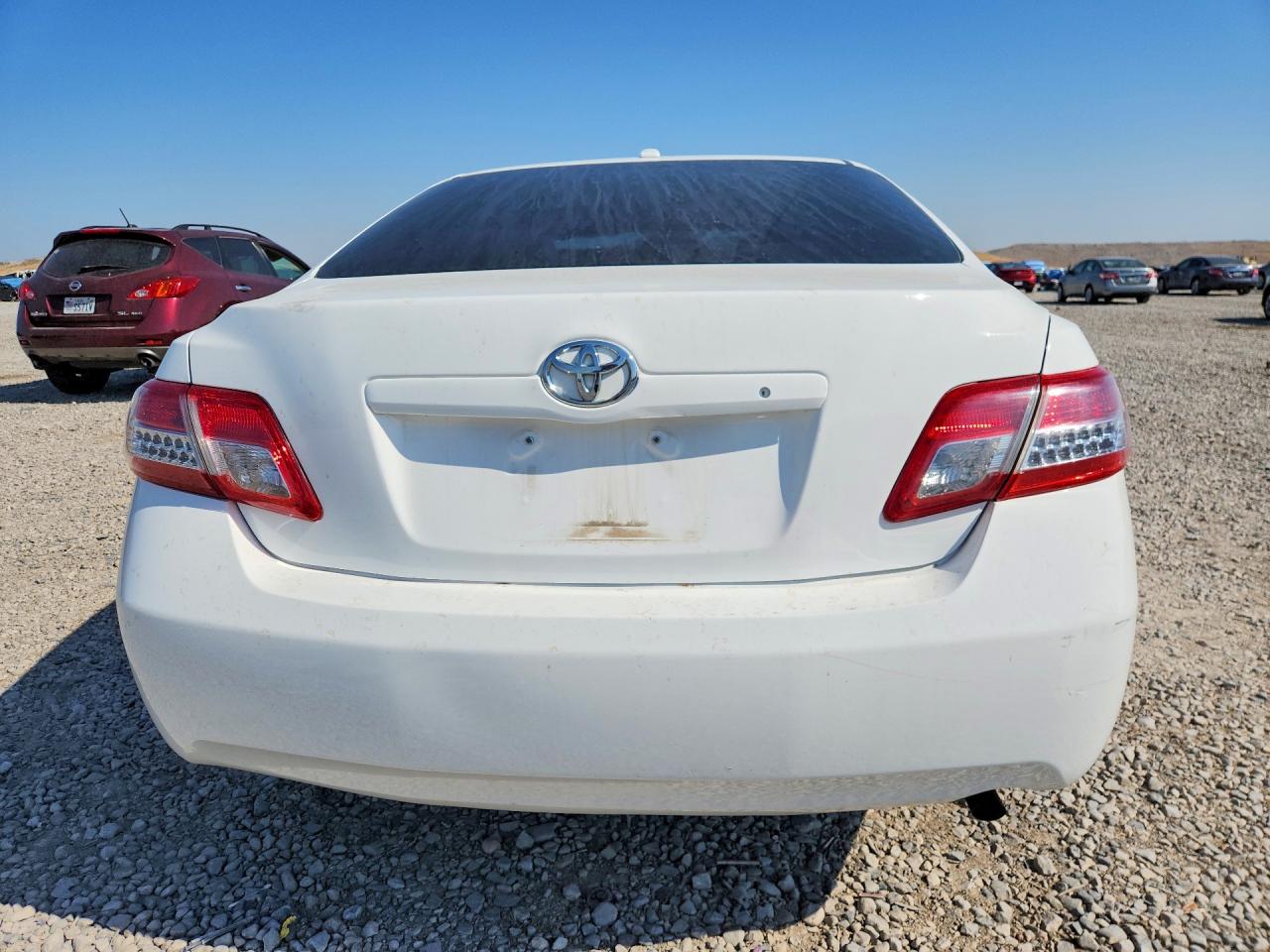 2011 Toyota Camry Le White vin: 4T1BF3EK3BU603356