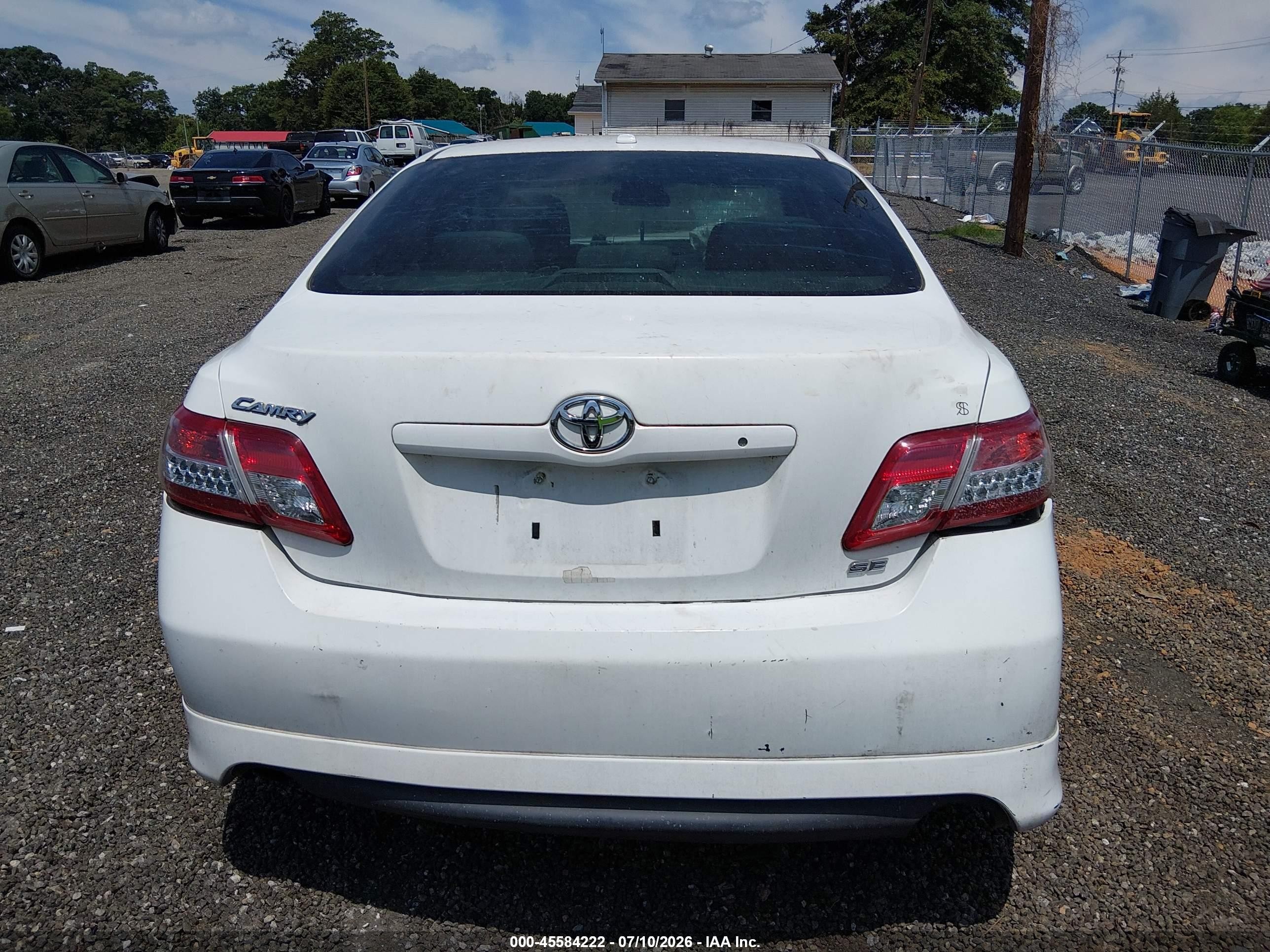 2011 Toyota Camry Se White vin: 4T1BF3EK3BU615040