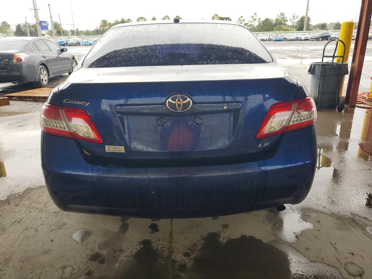 2011 Toyota Camry Le Blue vin: 4T1BF3EK3BU621971