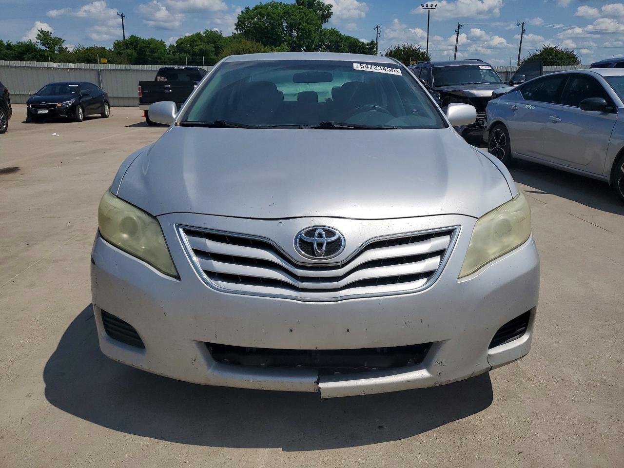 2011 Toyota Camry Le Silver vin: 4T1BF3EK3BU623185