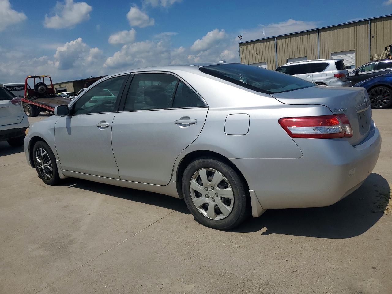 2011 Toyota Camry Le Silver vin: 4T1BF3EK3BU623185