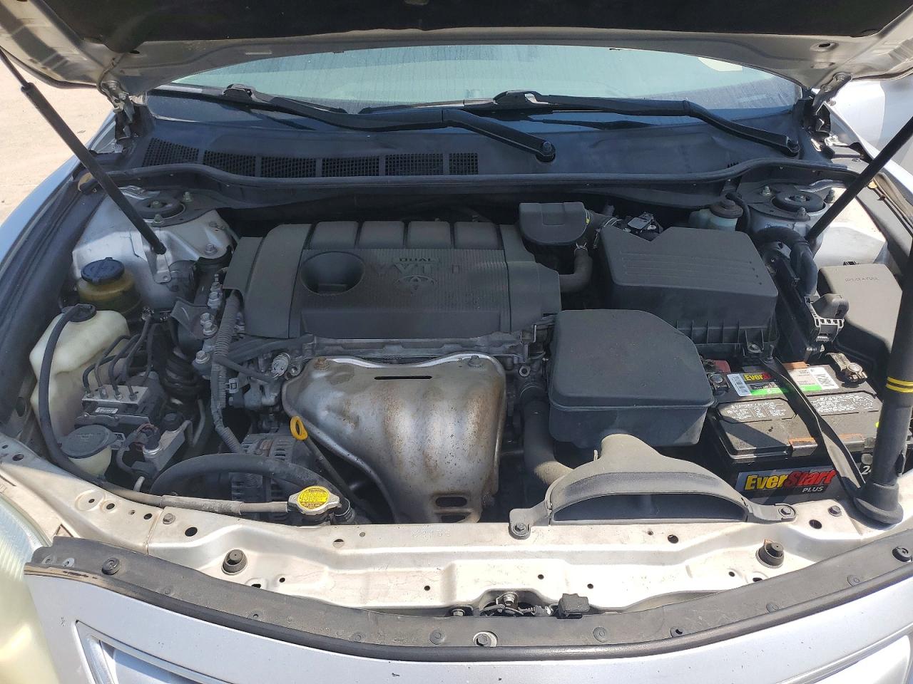 2011 Toyota Camry Le Silver vin: 4T1BF3EK3BU623185
