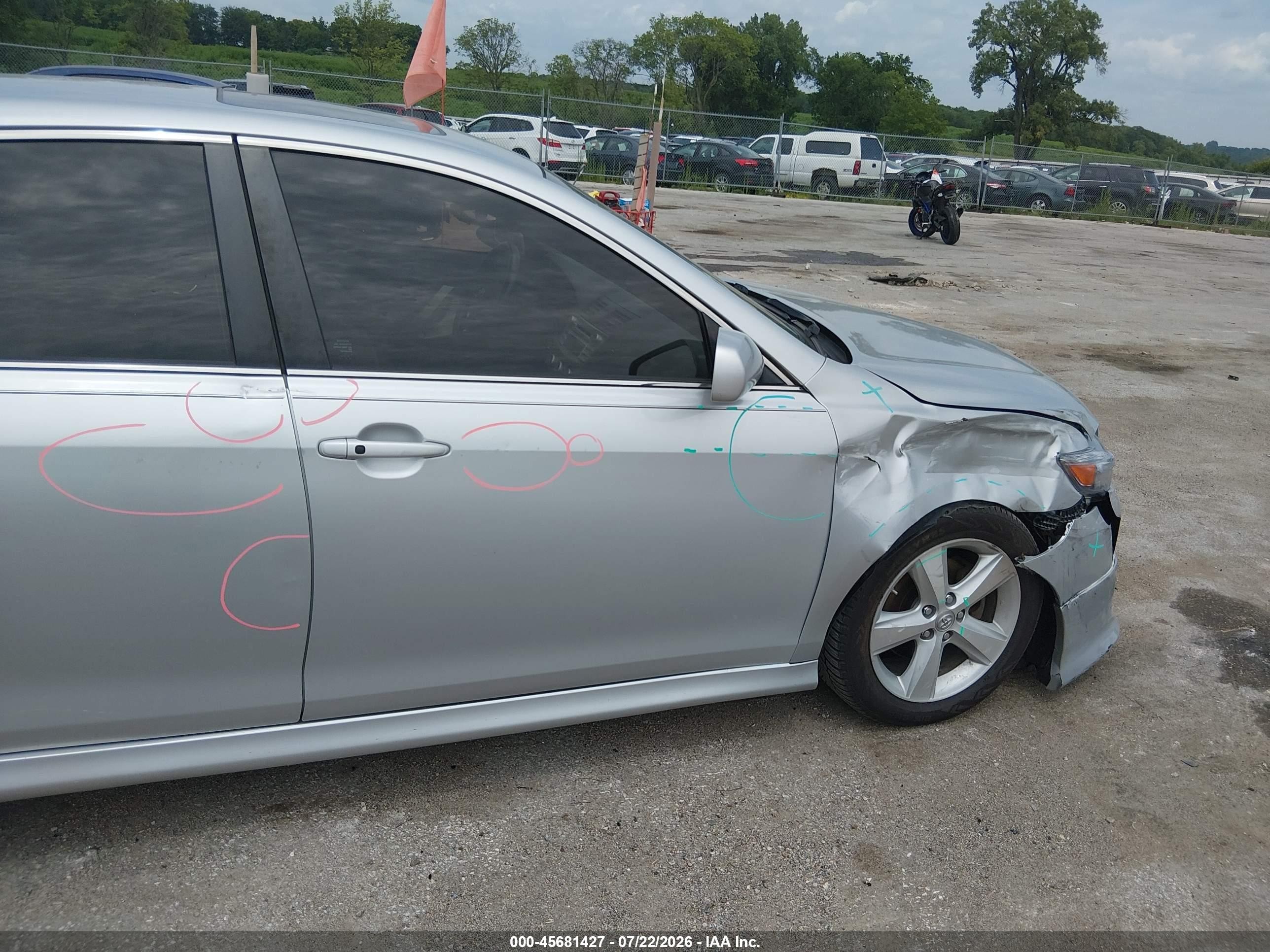 2011 Toyota Camry Se Серебряный vin: 4T1BF3EK3BU634171