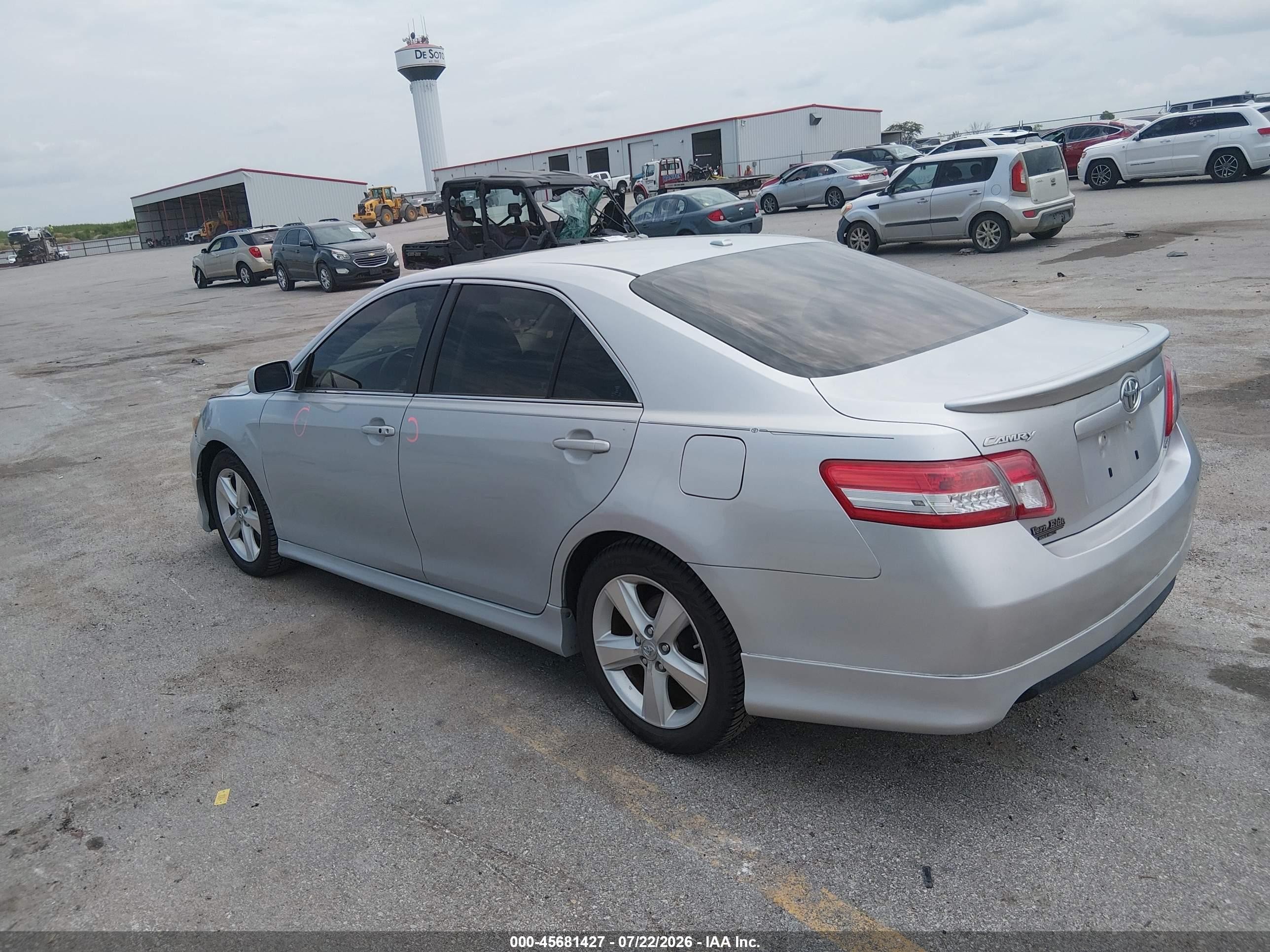 2011 Toyota Camry Se Серебряный vin: 4T1BF3EK3BU634171