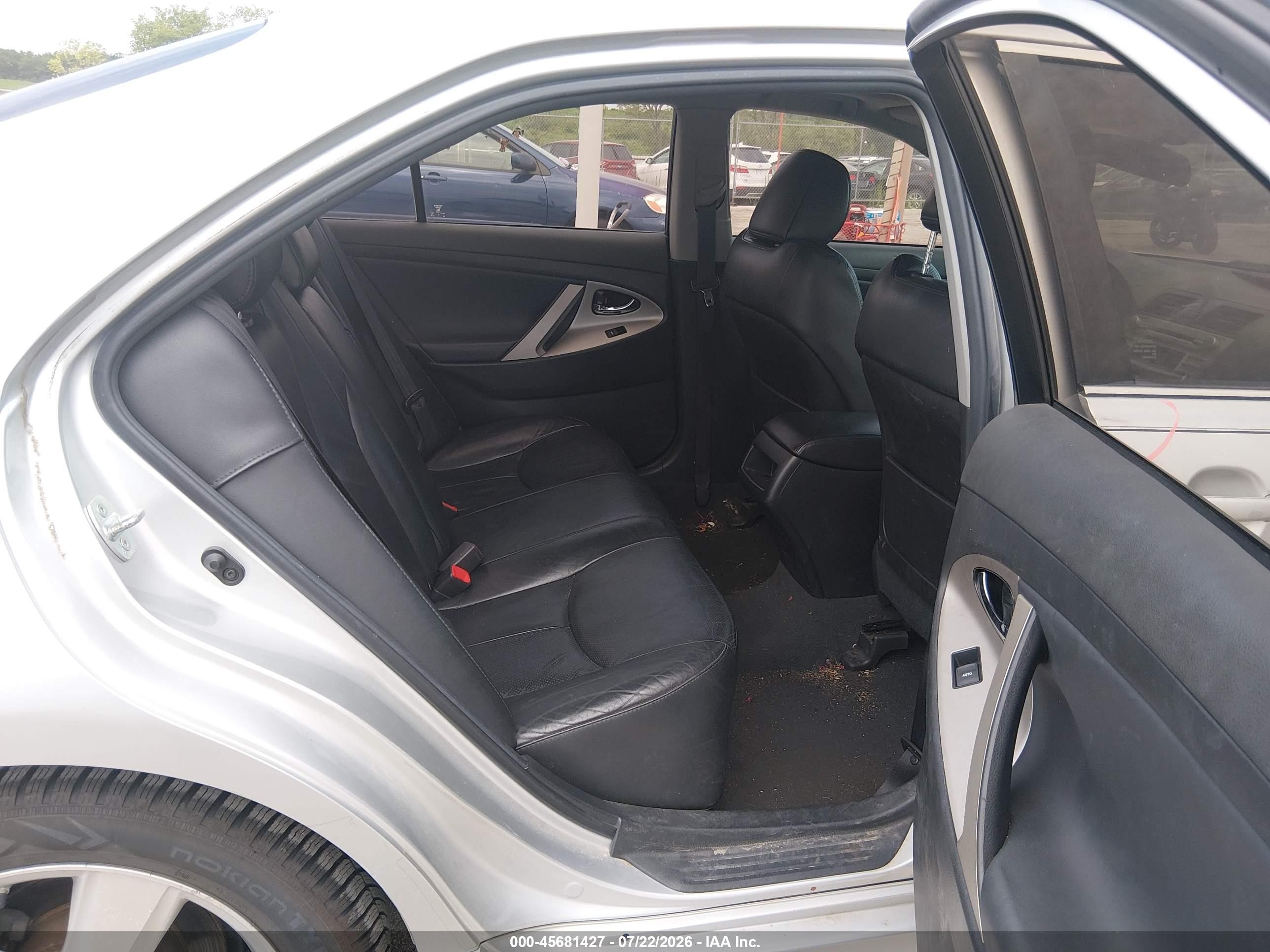 2011 Toyota Camry Se Серебряный vin: 4T1BF3EK3BU634171