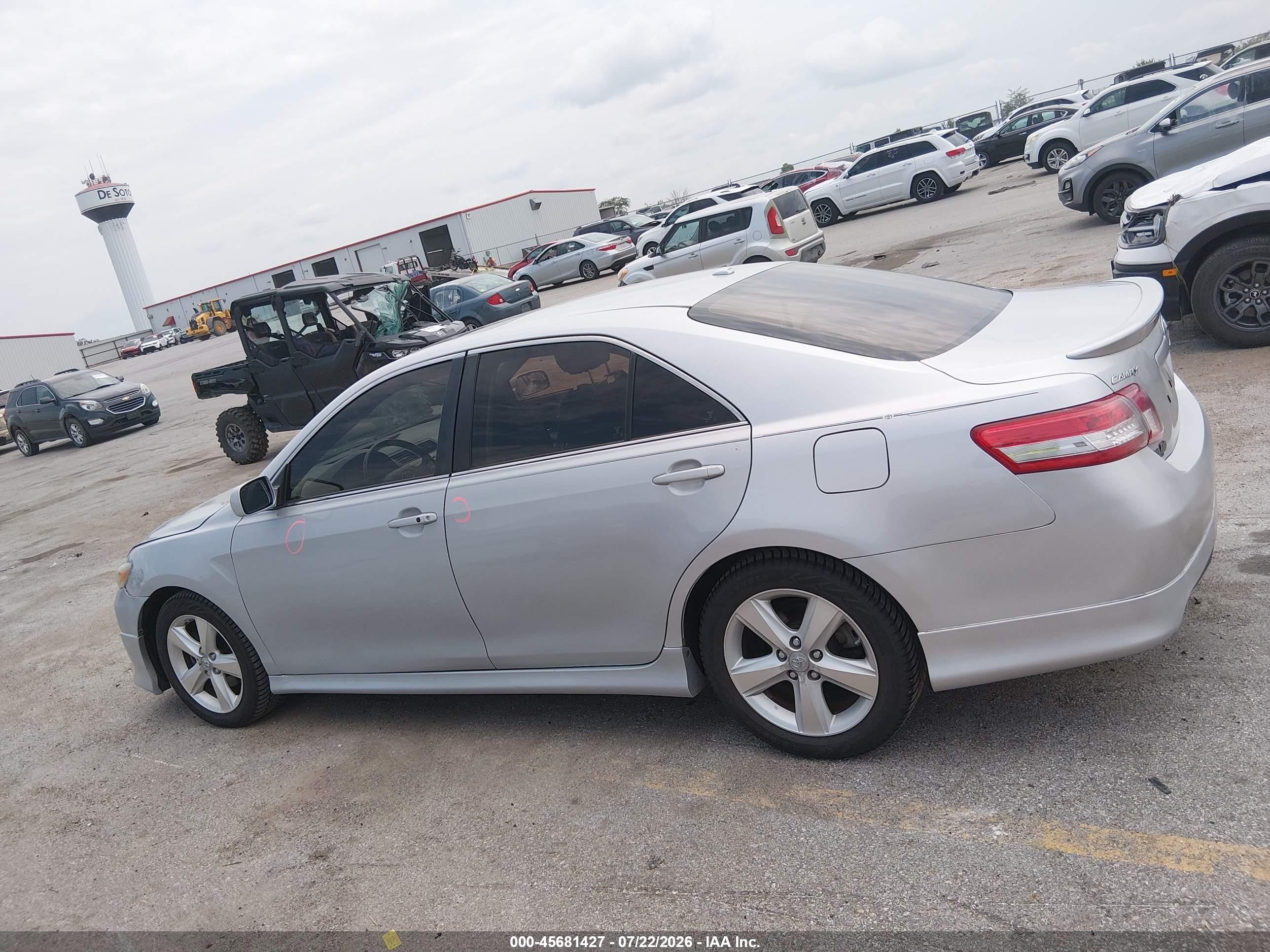 2011 Toyota Camry Se Серебряный vin: 4T1BF3EK3BU634171