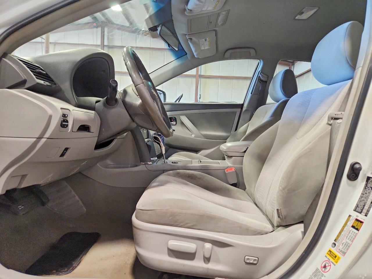 2011 Toyota Camry Le Белый vin: 4T1BF3EK3BU656526