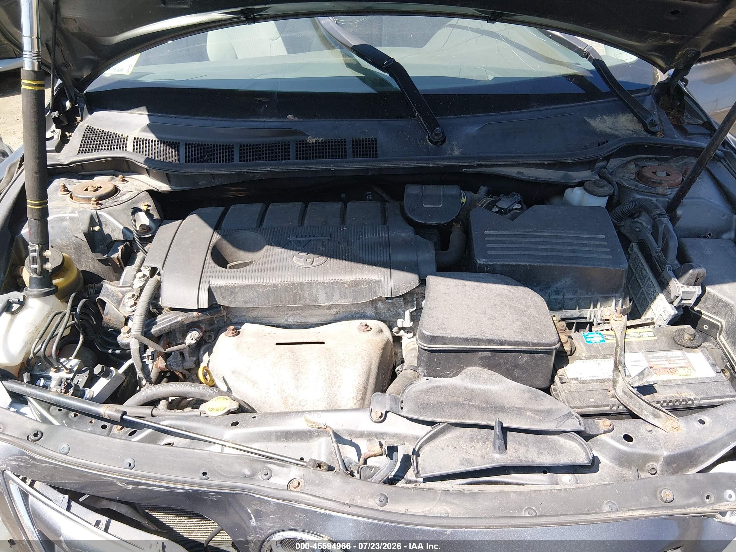 2011 Toyota Camry Le Gray vin: 4T1BF3EK3BU659538
