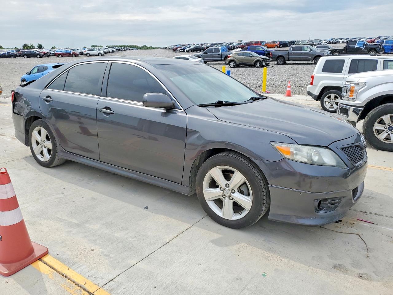 2011 Toyota Camry Se Gray vin: 4T1BF3EK3BU662004