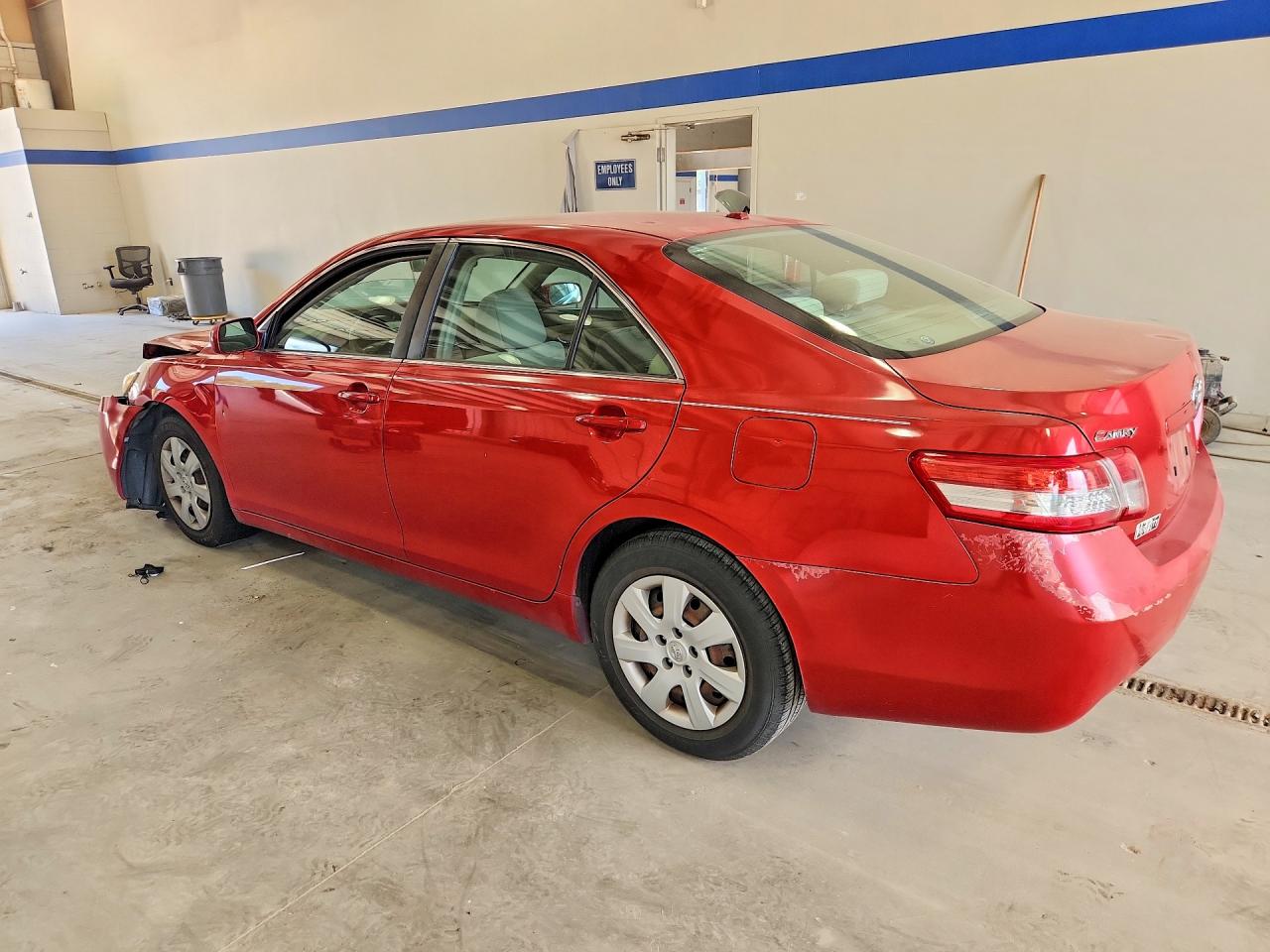 2011 Toyota Camry Le Red vin: 4T1BF3EK3BU662035