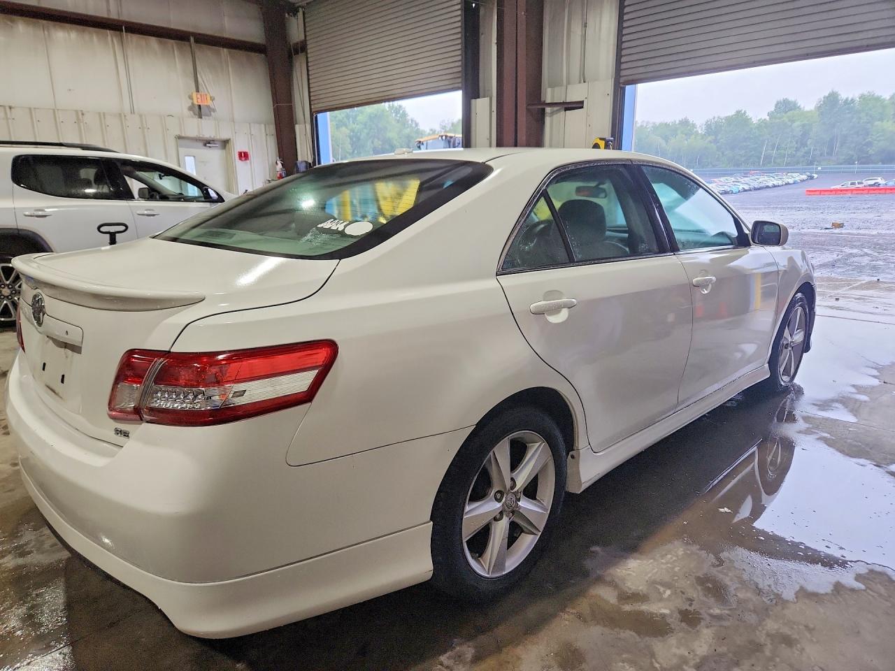 2011 Toyota Camry Se White vin: 4T1BF3EK3BU664027