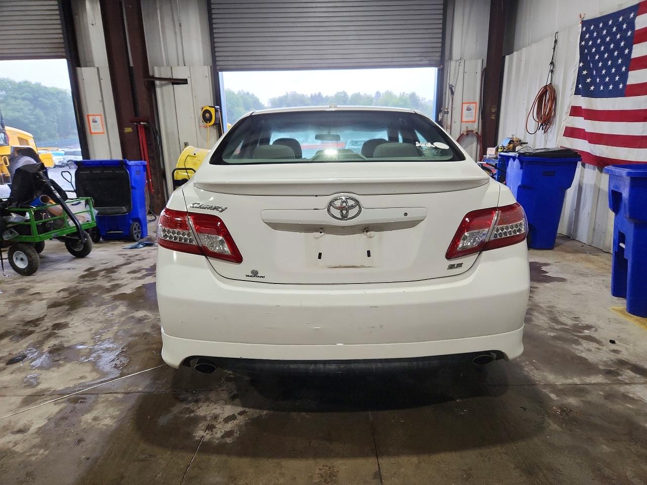 2011 Toyota Camry Se White vin: 4T1BF3EK3BU664027