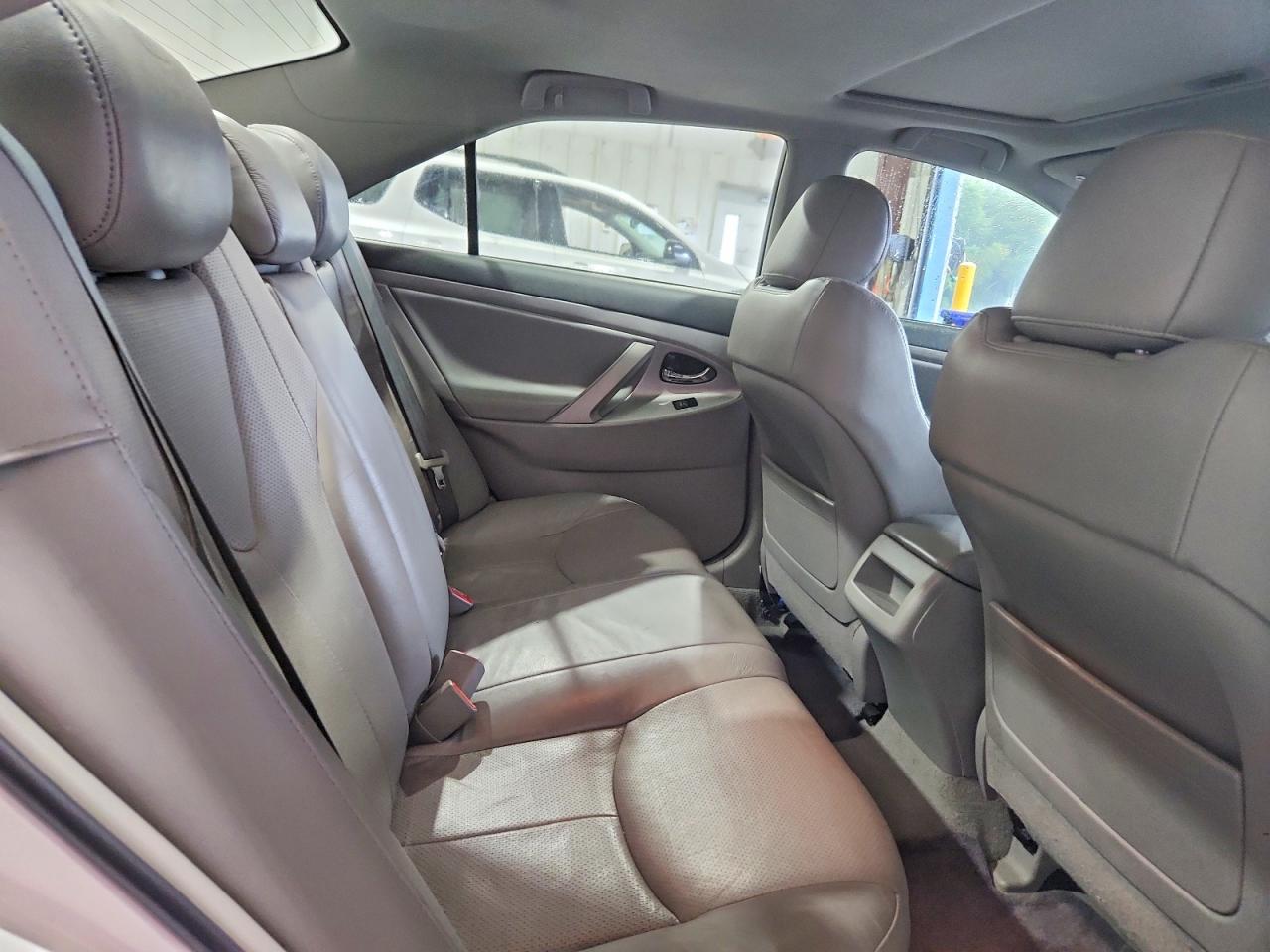 2011 Toyota Camry Se White vin: 4T1BF3EK3BU664027