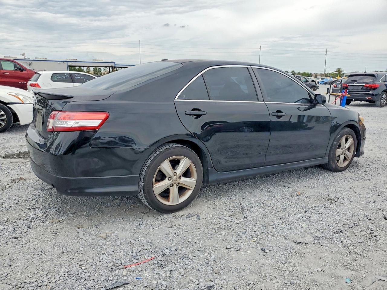 2011 Toyota Camry Se Черный vin: 4T1BF3EK3BU690157