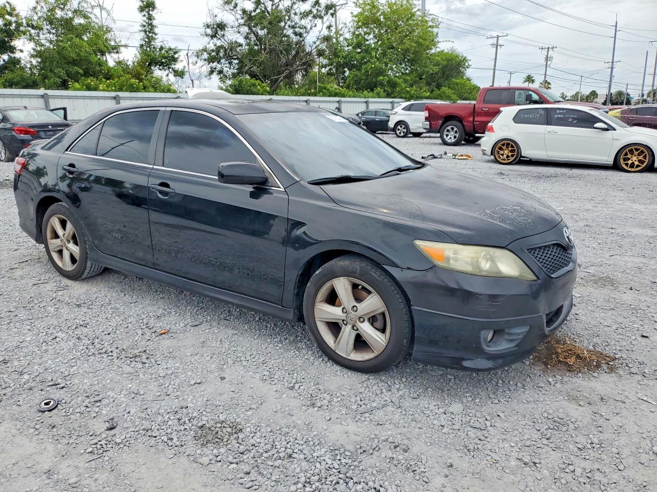 2011 Toyota Camry Se Черный vin: 4T1BF3EK3BU690157