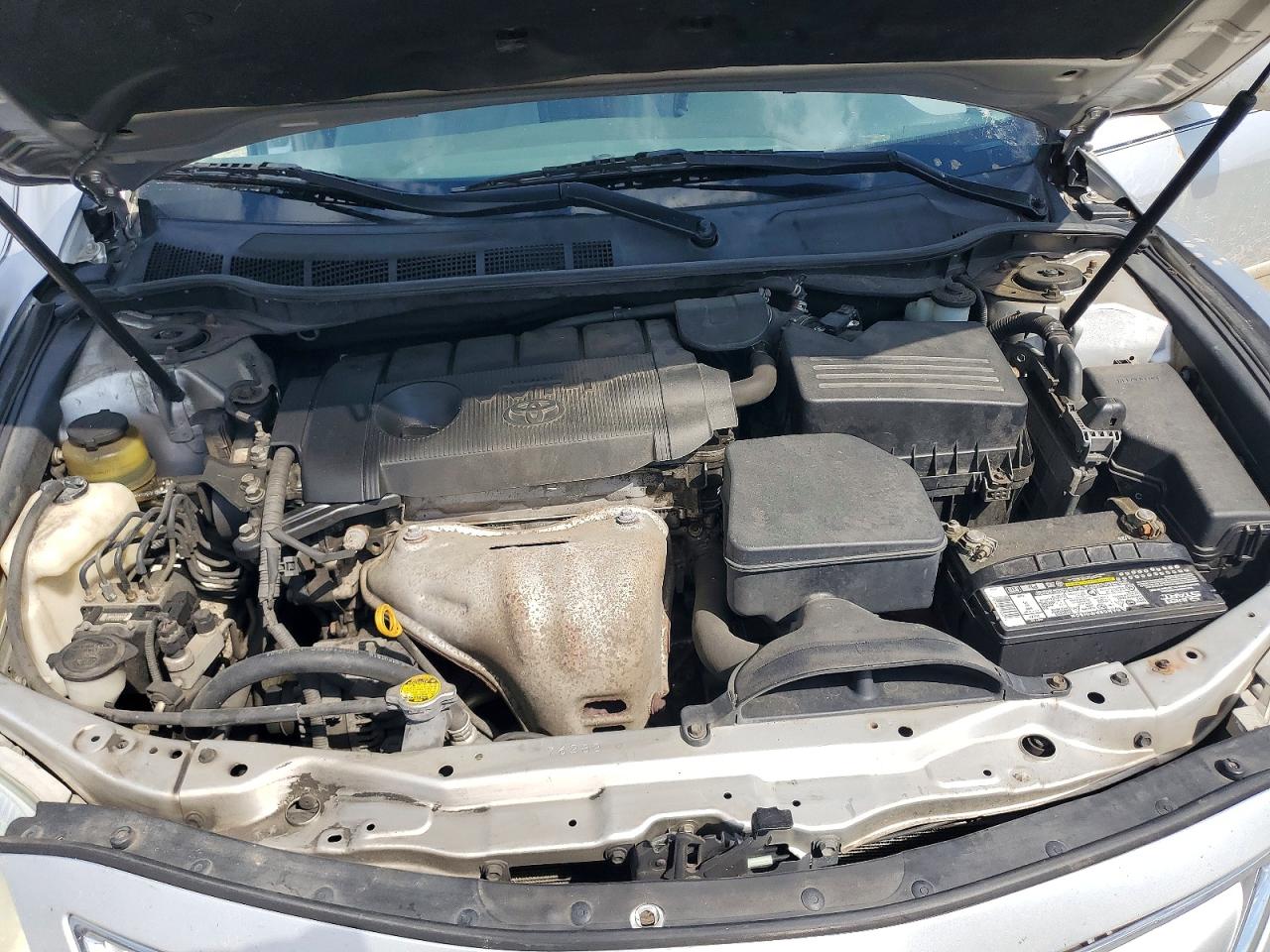 2011 Toyota Camry Le Silver vin: 4T1BF3EK3BU696945