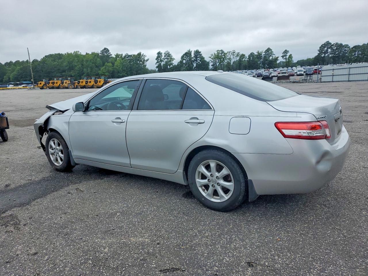 2011 Toyota Camry Le Gray vin: 4T1BF3EK3BU697190