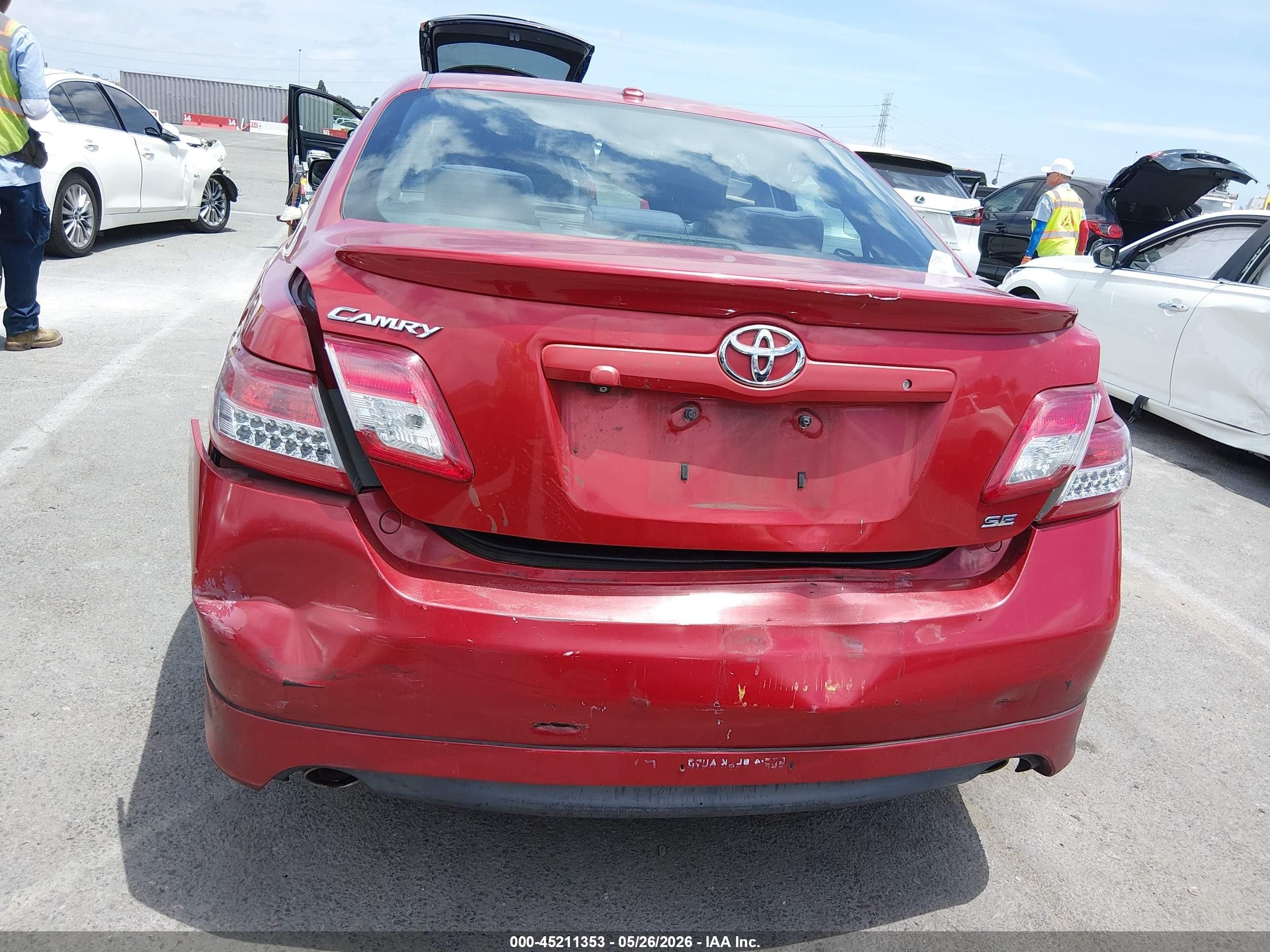 2011 Toyota Camry Se Красный vin: 4T1BF3EK3BU712285