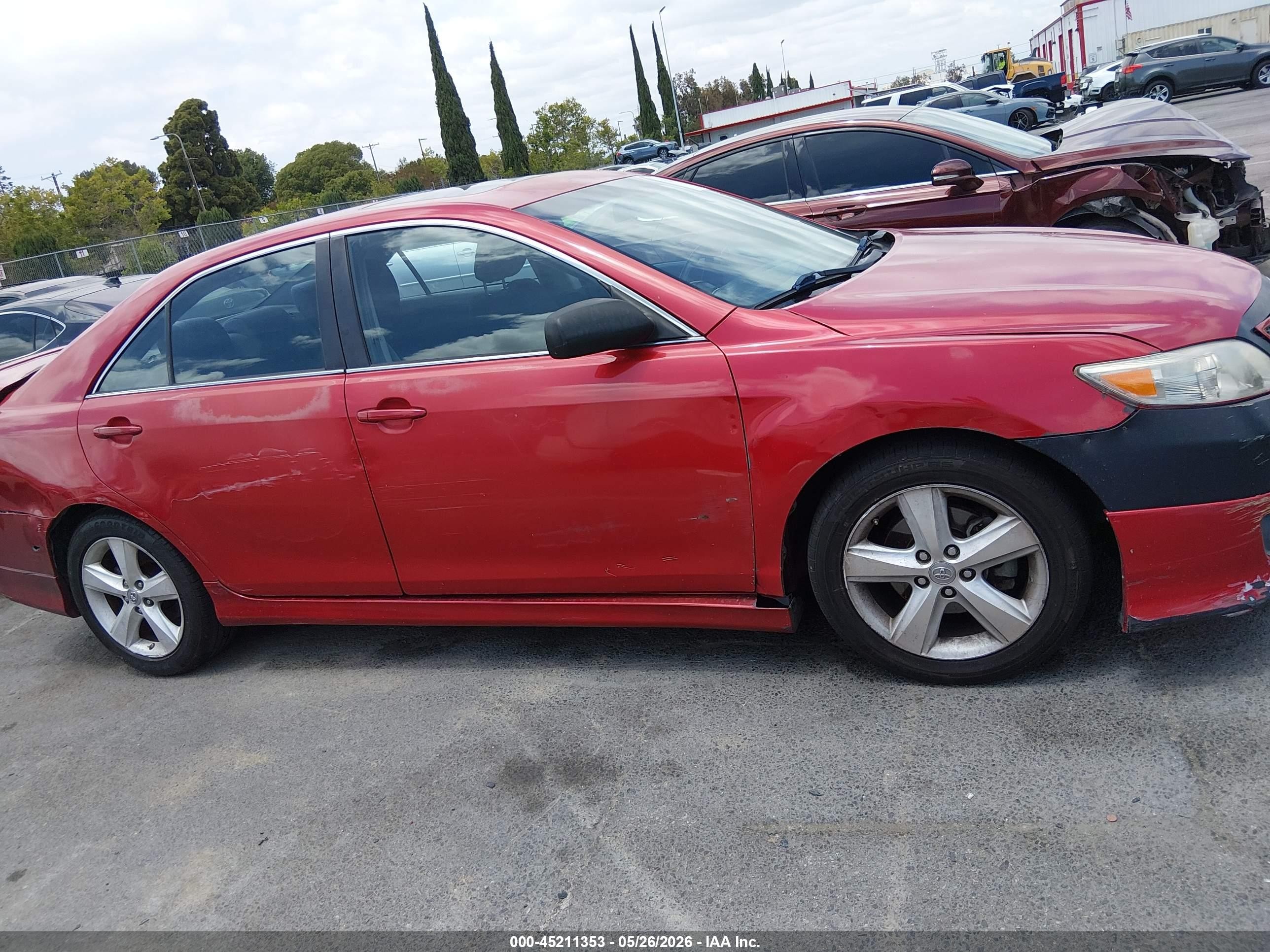 2011 Toyota Camry Se Красный vin: 4T1BF3EK3BU712285