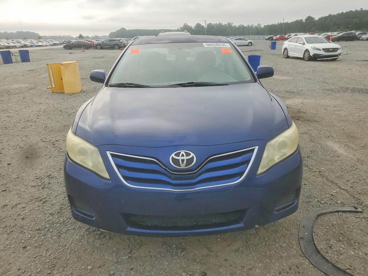 2011 Toyota Camry Le Blue vin: 4T1BF3EK3BU712707