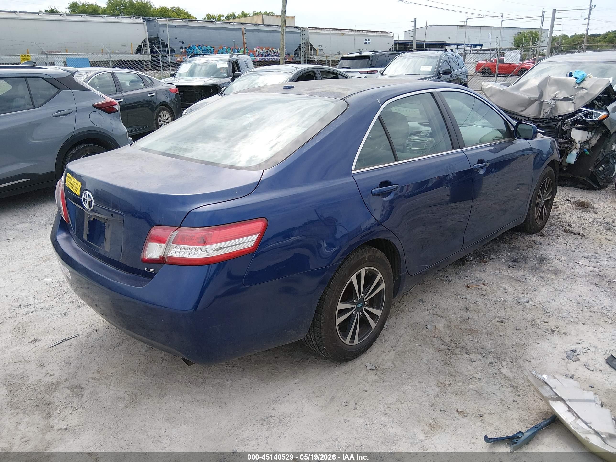 2011 Toyota Camry Le Blue vin: 4T1BF3EK3BU718586