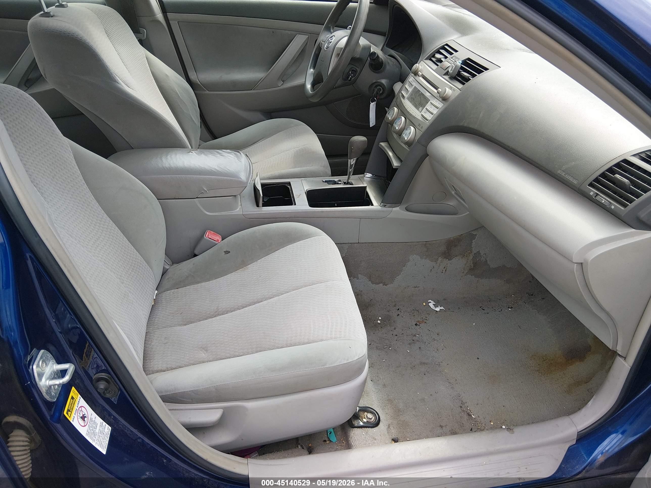 2011 Toyota Camry Le Blue vin: 4T1BF3EK3BU718586
