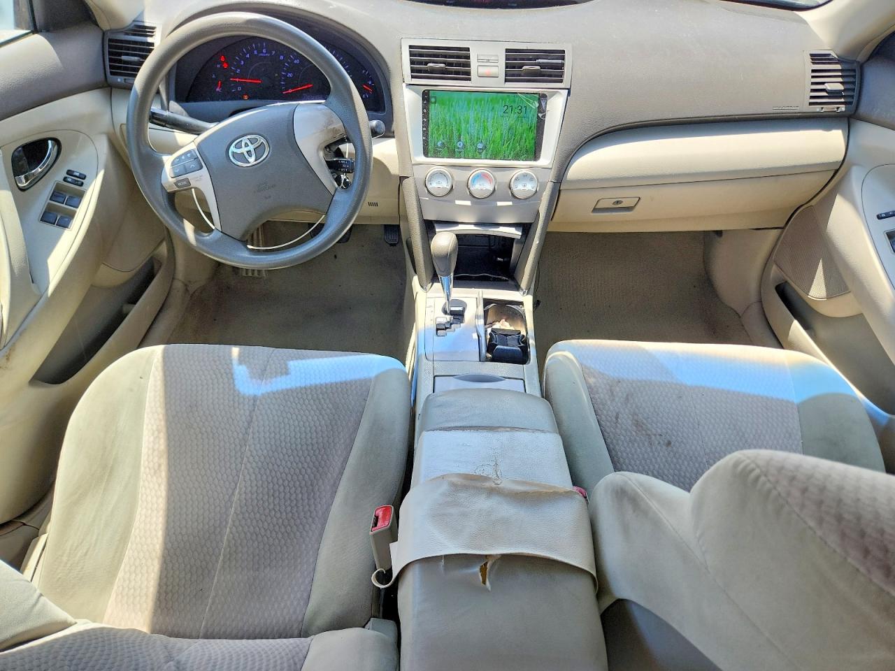 2011 Toyota Camry Base White vin: 4T1BF3EK3BU728826