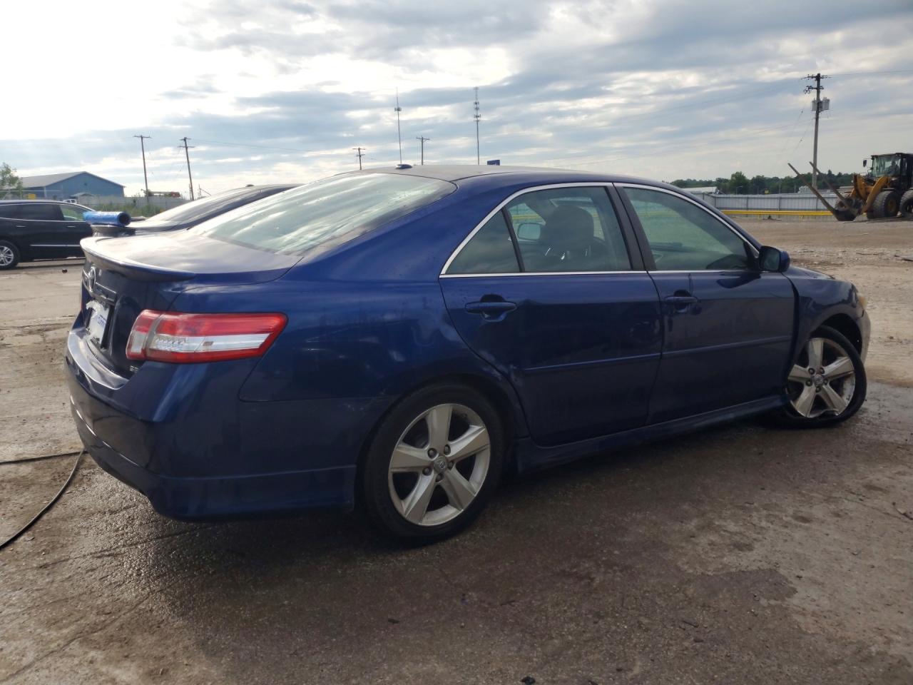 2011 Toyota Camry Se Blue vin: 4T1BF3EK3BU729815