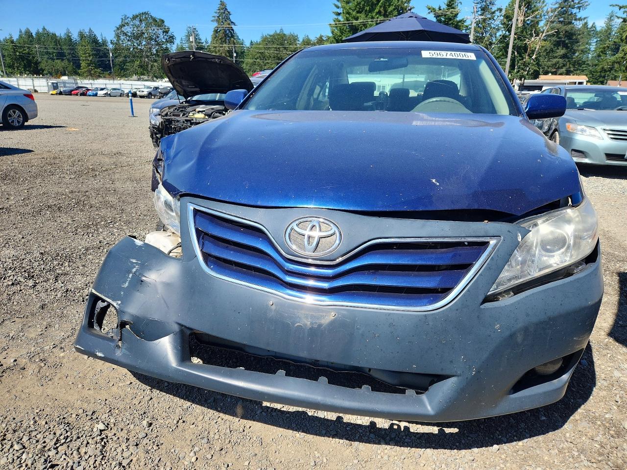 2011 Toyota Camry Le Blue vin: 4T1BF3EK3BU735291