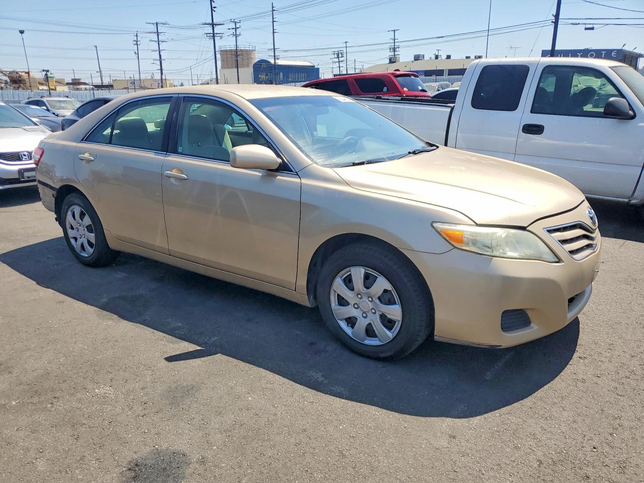 2011 Toyota Camry Le Tan vin: 4T1BF3EK3BU750664