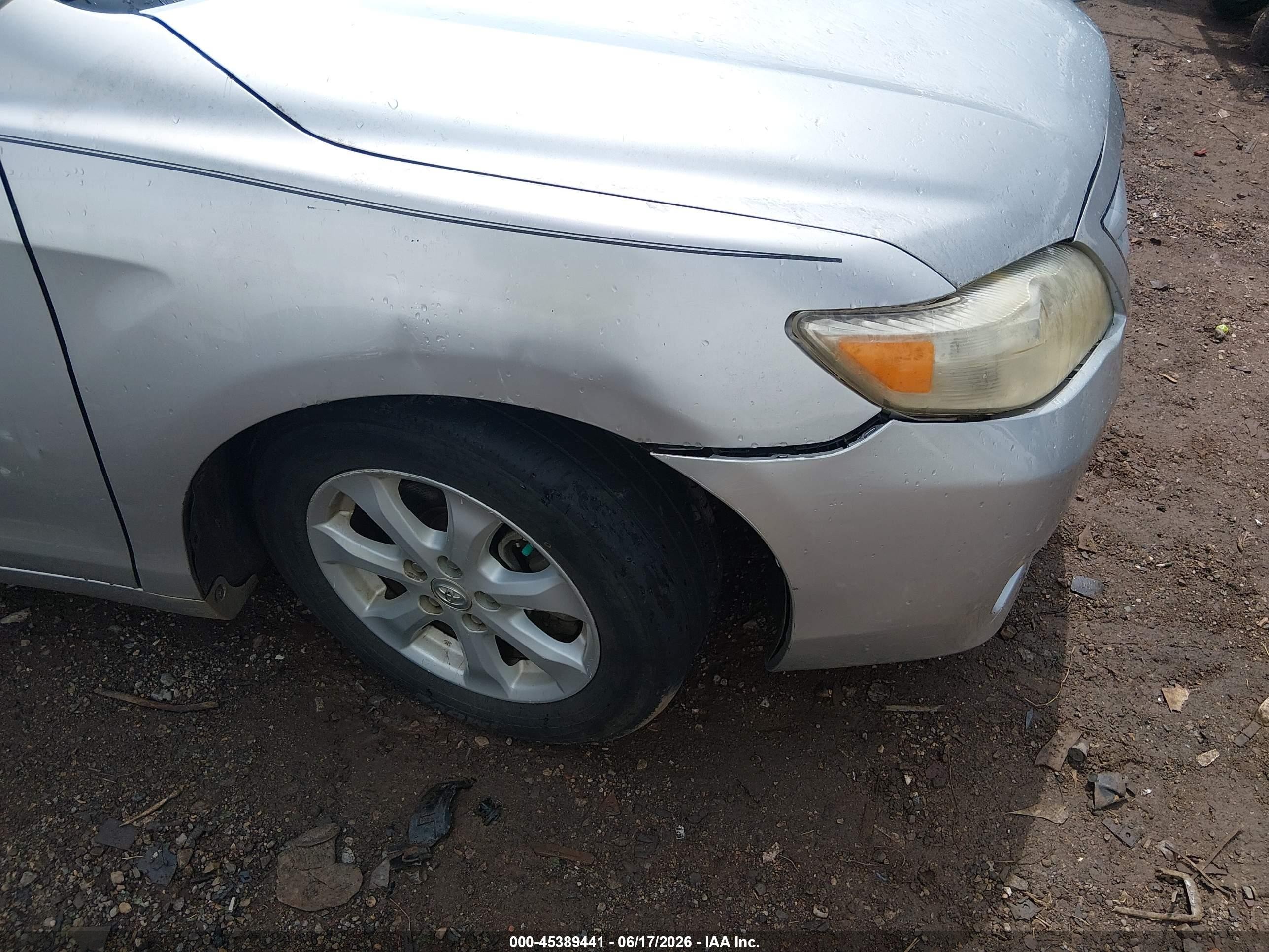 2011 Toyota Camry Le Серебряный vin: 4T1BF3EK3BU759882