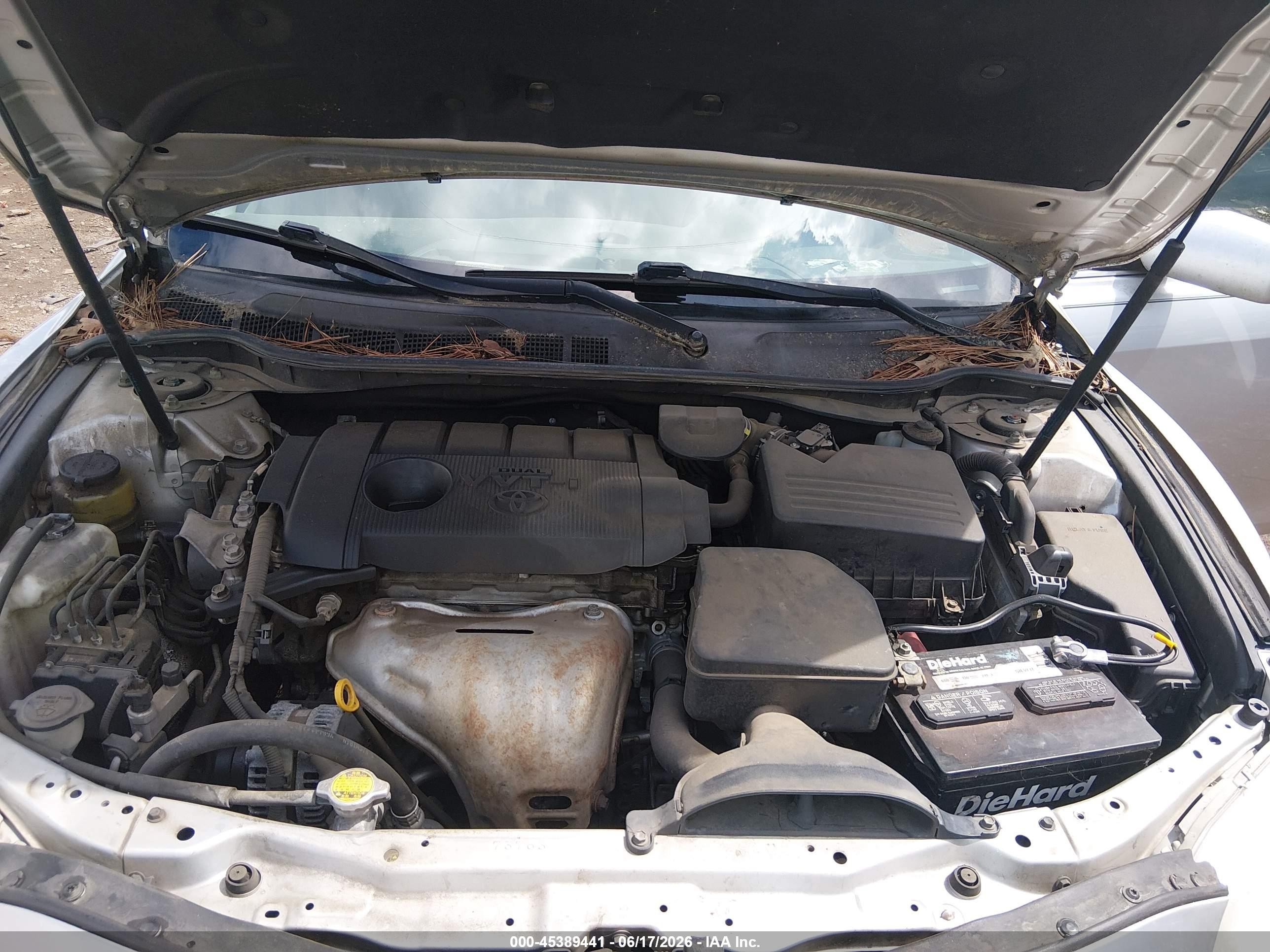 2011 Toyota Camry Le Серебряный vin: 4T1BF3EK3BU759882