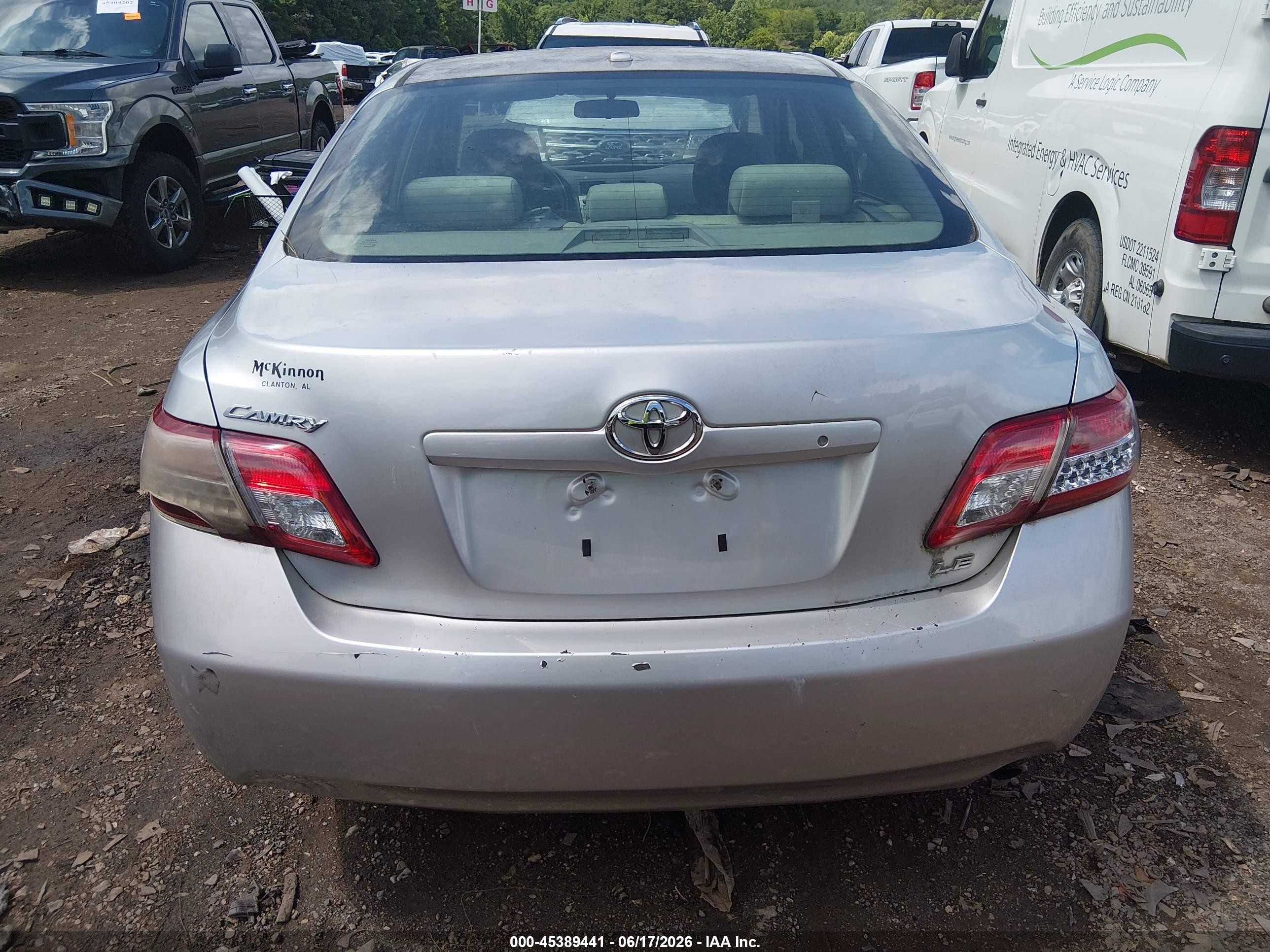 2011 Toyota Camry Le Серебряный vin: 4T1BF3EK3BU759882