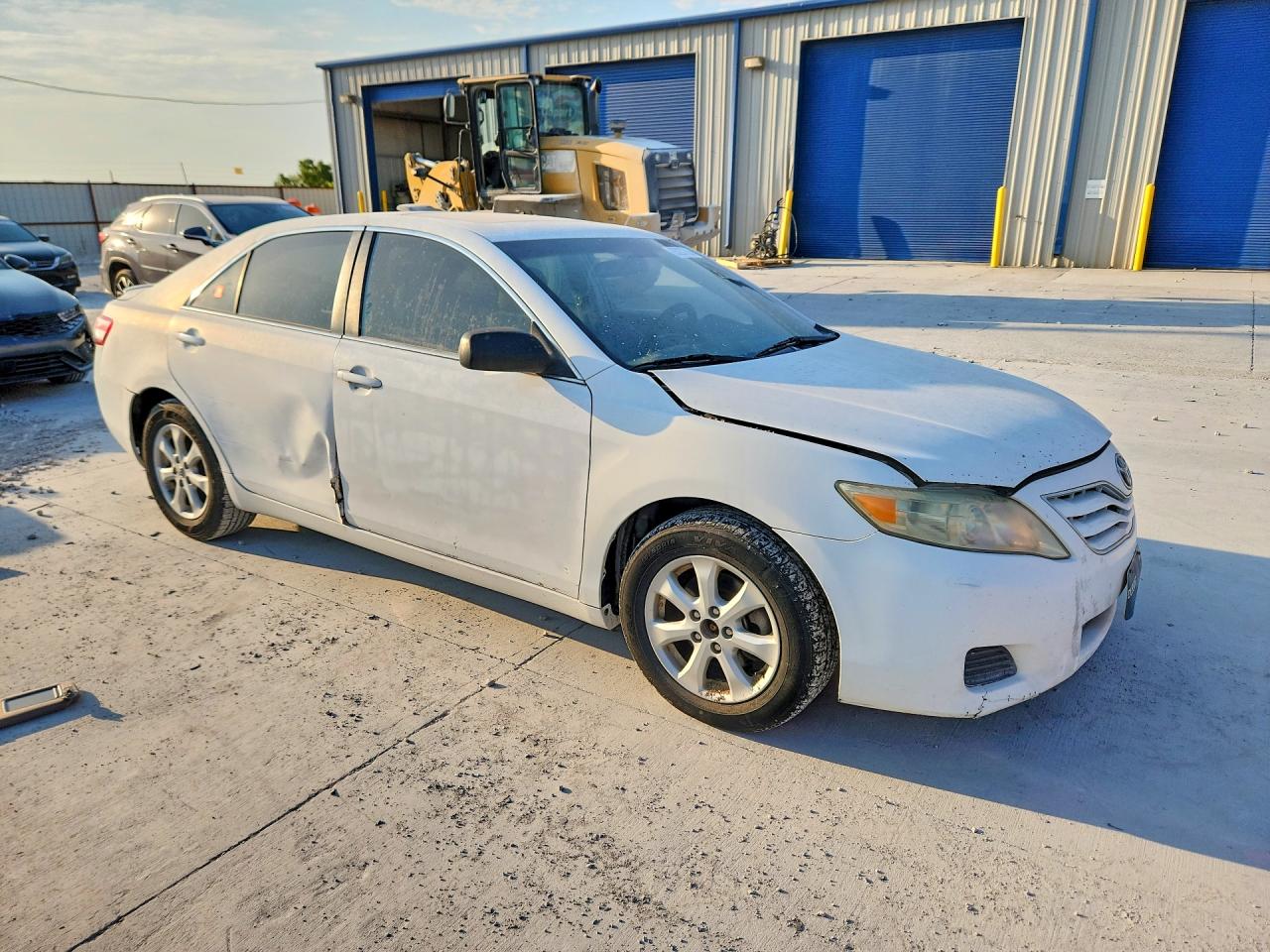 2011 Toyota Camry Le White vin: 4T1BF3EK3BU760854
