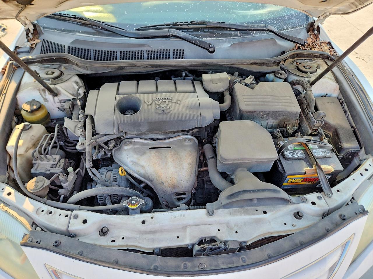 2011 Toyota Camry Le White vin: 4T1BF3EK3BU760854